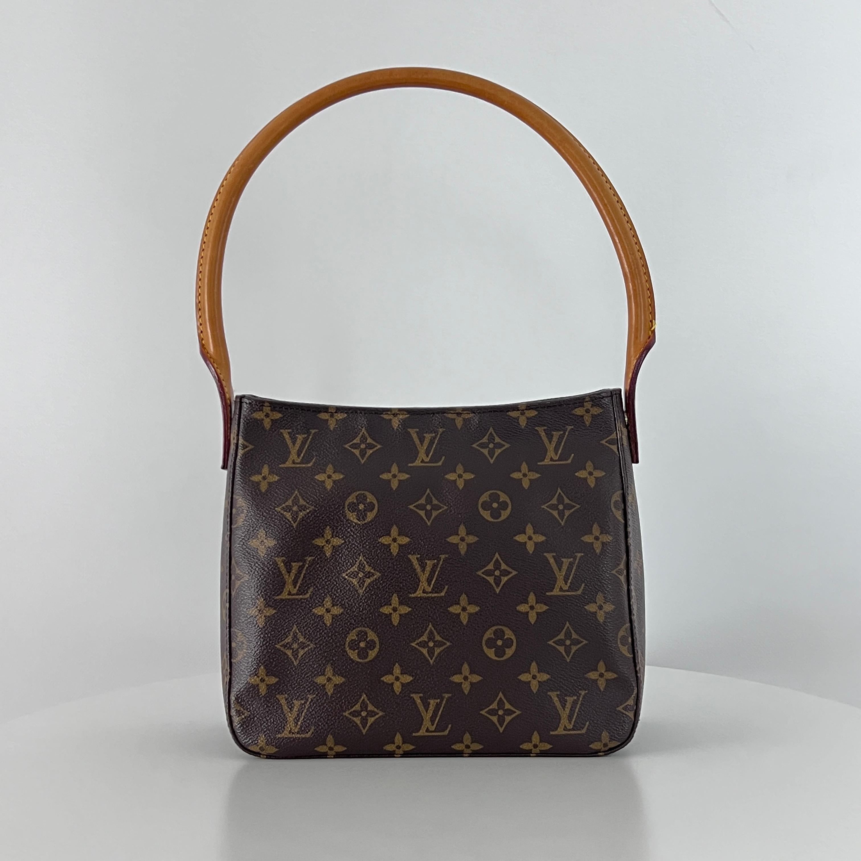 Louis Vuitton Looping MM Shoulder Bag Monogram Canvas Brown 2002 Excellent état - En vente à SAINT-OUEN-SUR-SEINE, FR