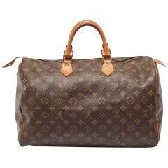 Louis Vuitton Louis Vuitton Monogram Canvas Speedy 40 Bag
