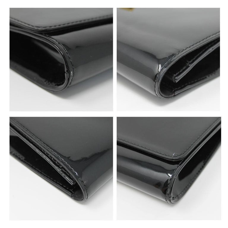Louis Vuitton Louise Clutch GHW Black Patent Leather In Dust Bag For Sale at 1stdibs