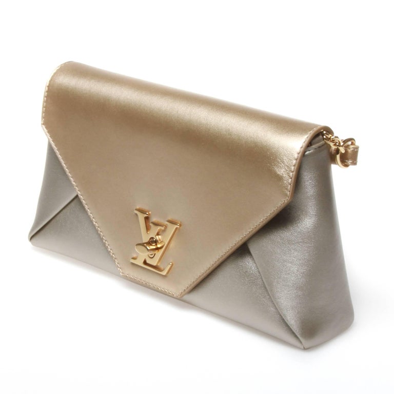 Louis Vuitton Love Note Autres Cuirs Clutch Evening Bag at 1stdibs