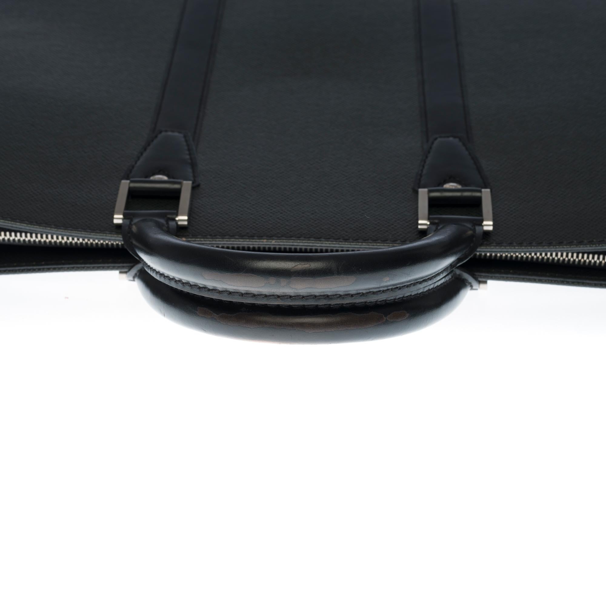 Louis Vuitton Lozan Briefcase in black taiga leather, BPHW 3