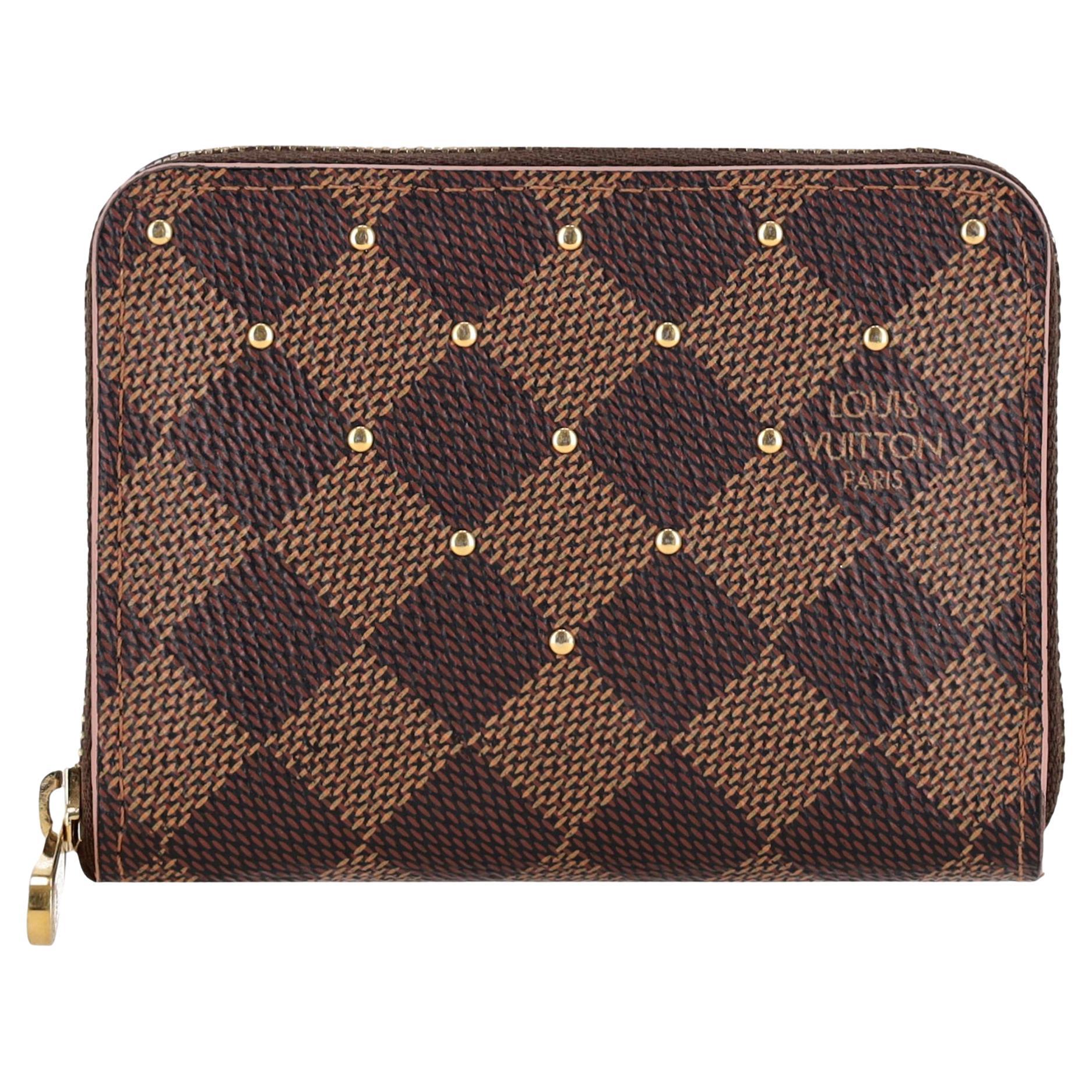 Louis Vuitton Ltd Edition Damier Ebene Studded Zippy Coin Purse en venta