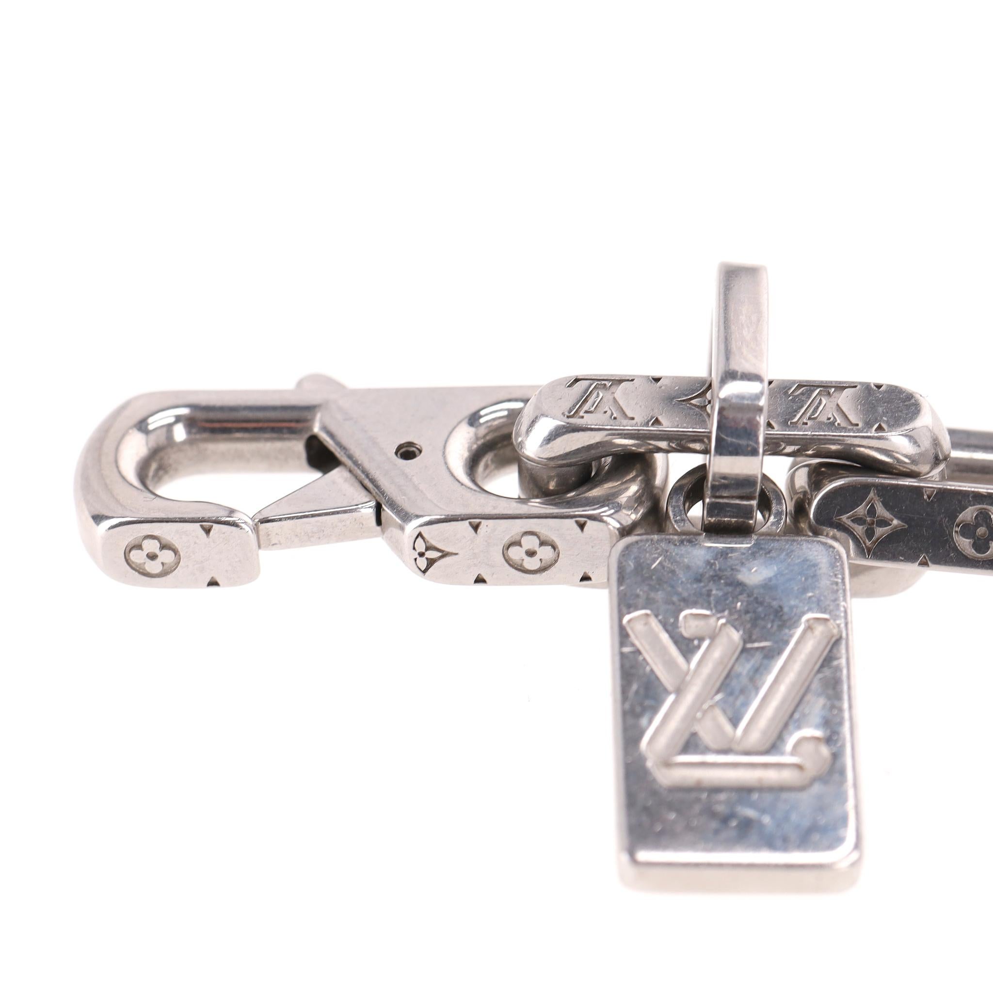 Louis Vuitton Ltd Edition Monogram Multi Linked Chain Necklace By Virgil Abolah For Sale 2