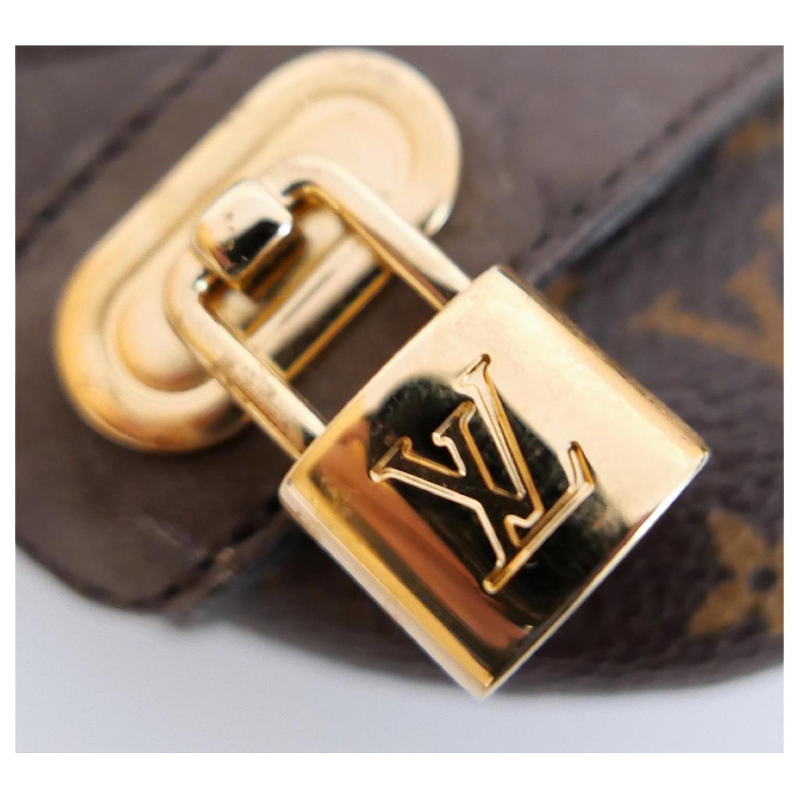 Noir Ballerines Lucky Monogram de Louis Vuitton en vente