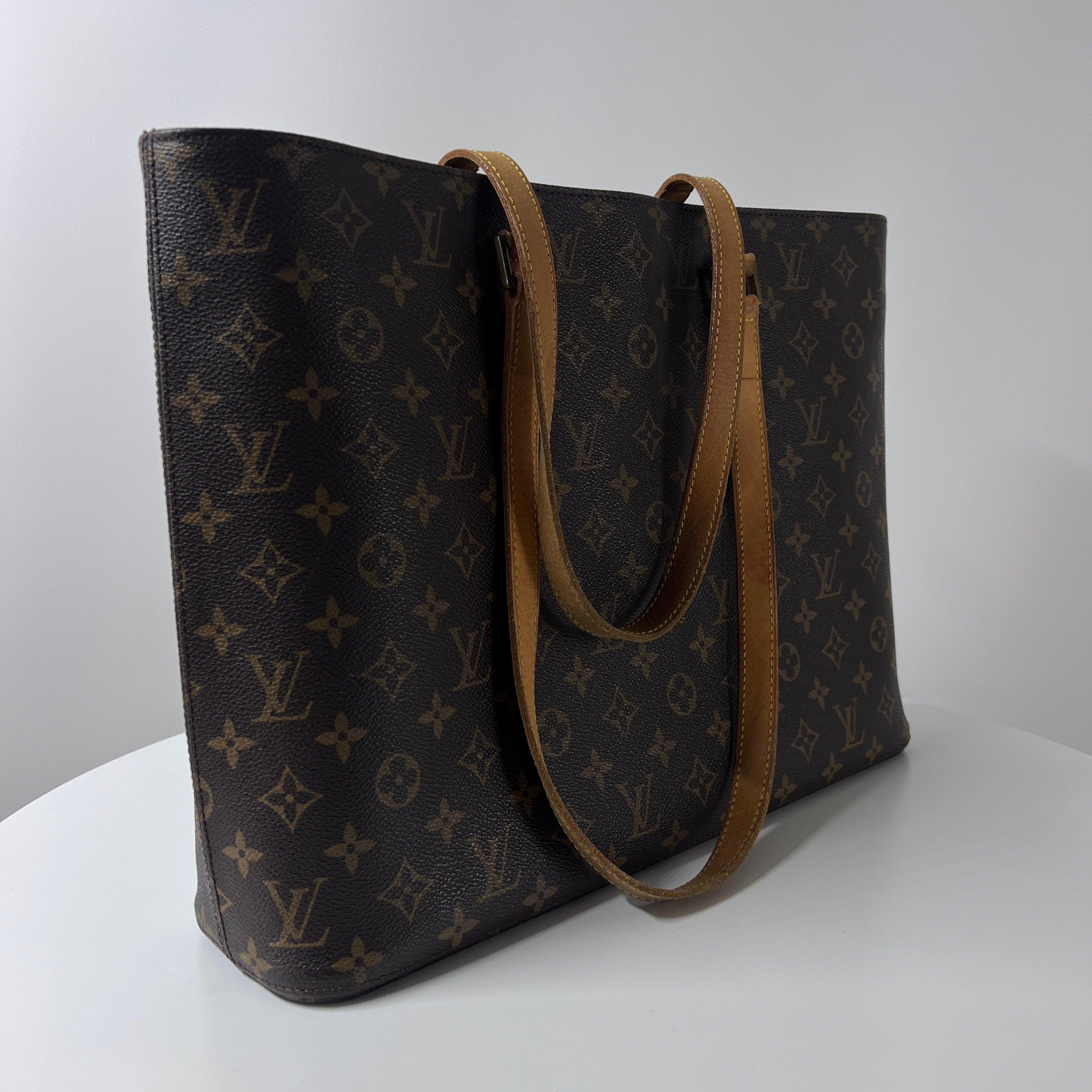Louis Vuitton Luco Shoulder Tote Monogram Canvas Brown 2004 en vente 2
