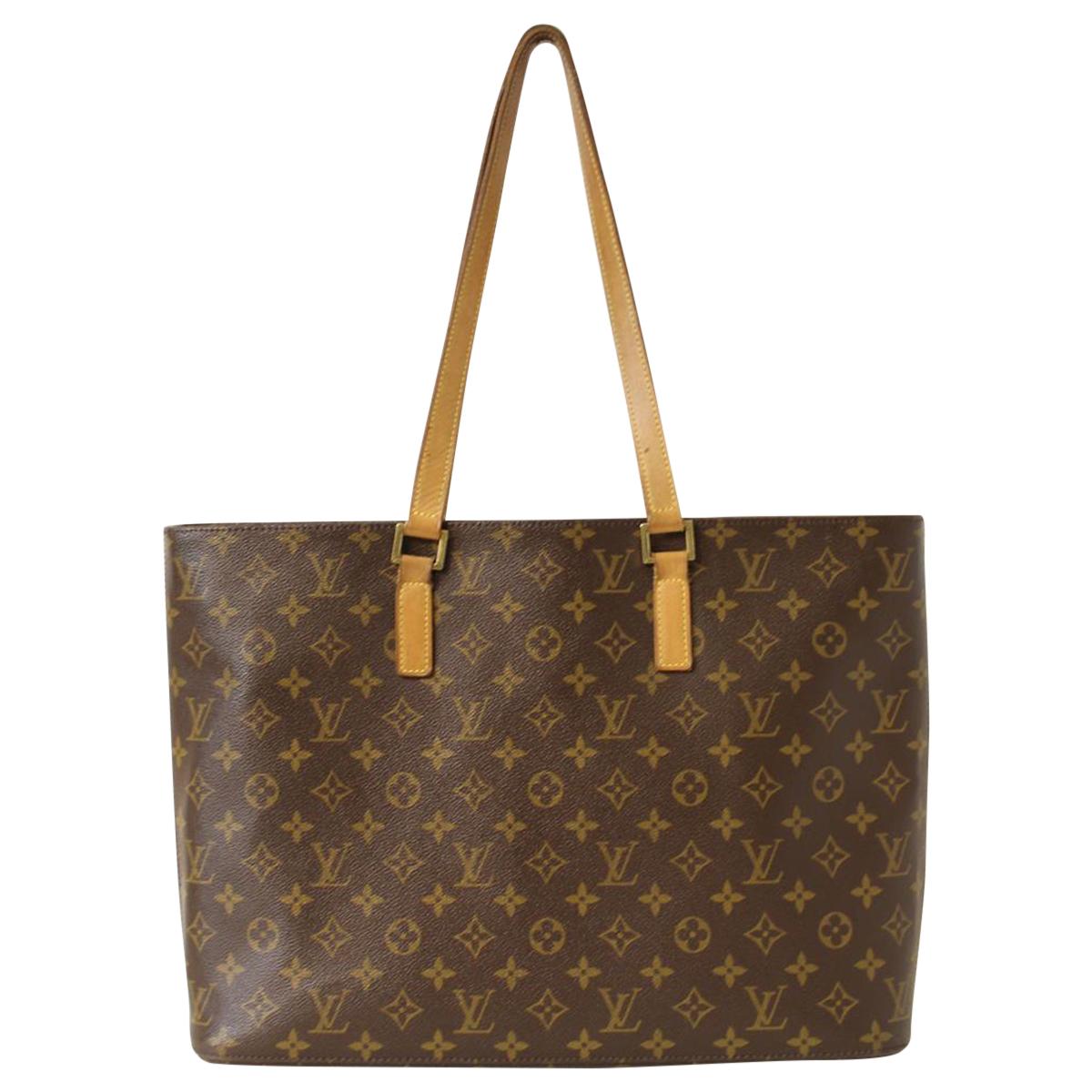 Vintage LV bag
Vintage
Monogram canvas
Brown color
Beige vacchetta double handles with little dischromias
Internal alcantara lining
One internal pocket with zip closure
Other four pockets
Cm 30x43x11 (11,81x16,92x4,33 inches)
Worldwide express