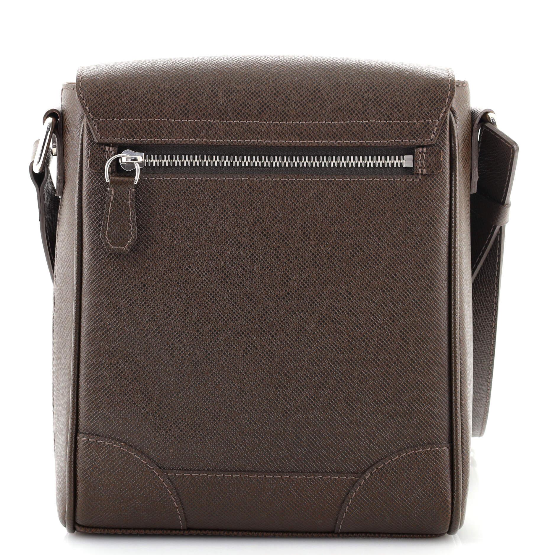 Black Louis Vuitton Luka Ardoise Handbag Taiga Leather