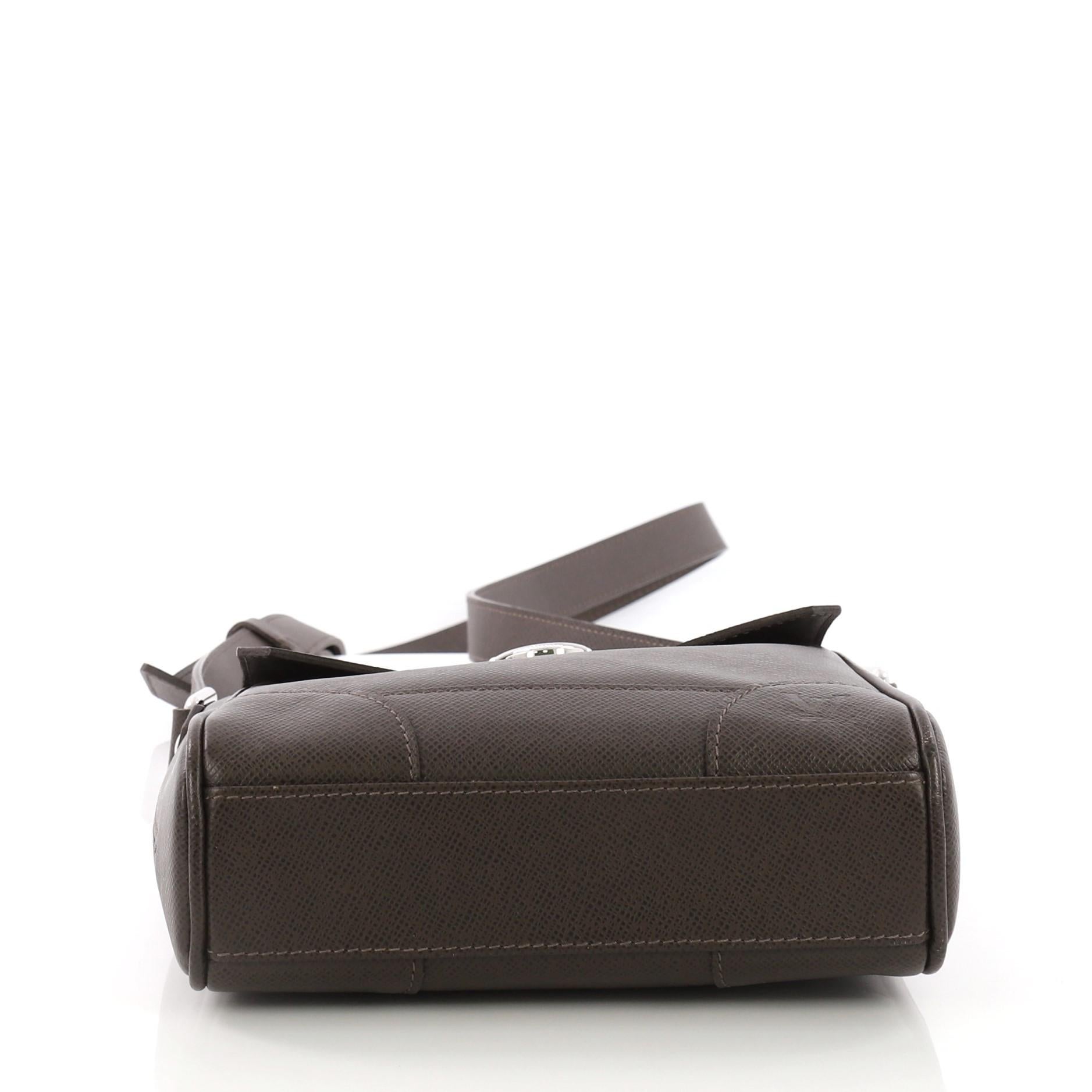 Women's Louis Vuitton Luka Ardoise Handbag Taiga Leather