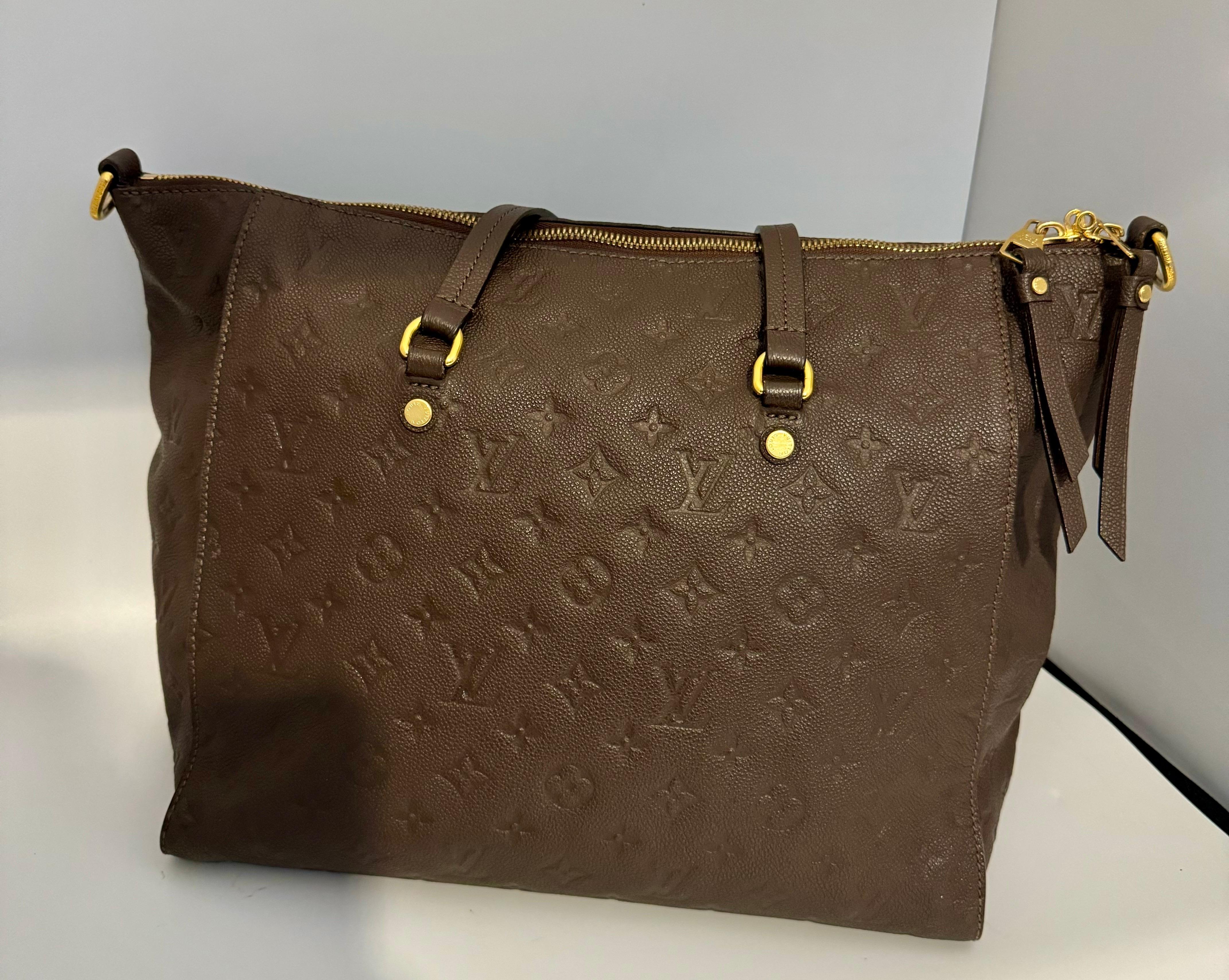 Louis Vuitton Lumineuse Handbag Sac à main en cuir Empreinte Monogram, Excellent Pour femmes en vente