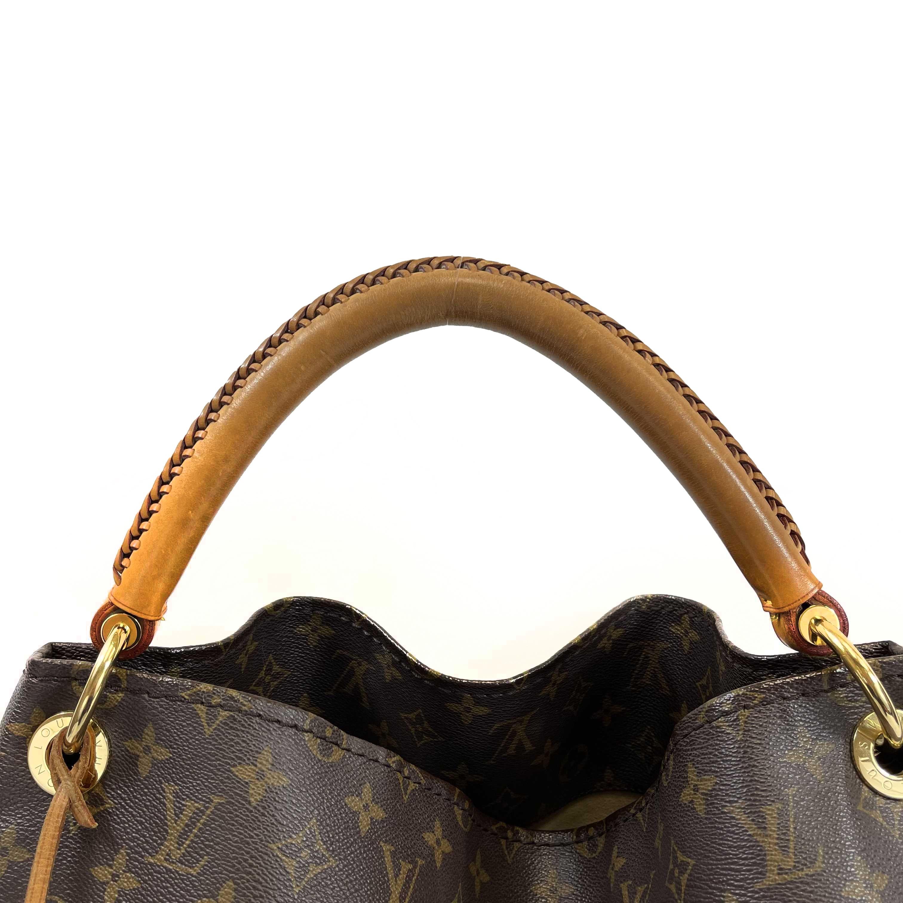 	Louis Vuitton - LV - Artsy GM in Monogram Canvas - Brown - Shoulder Bag 1