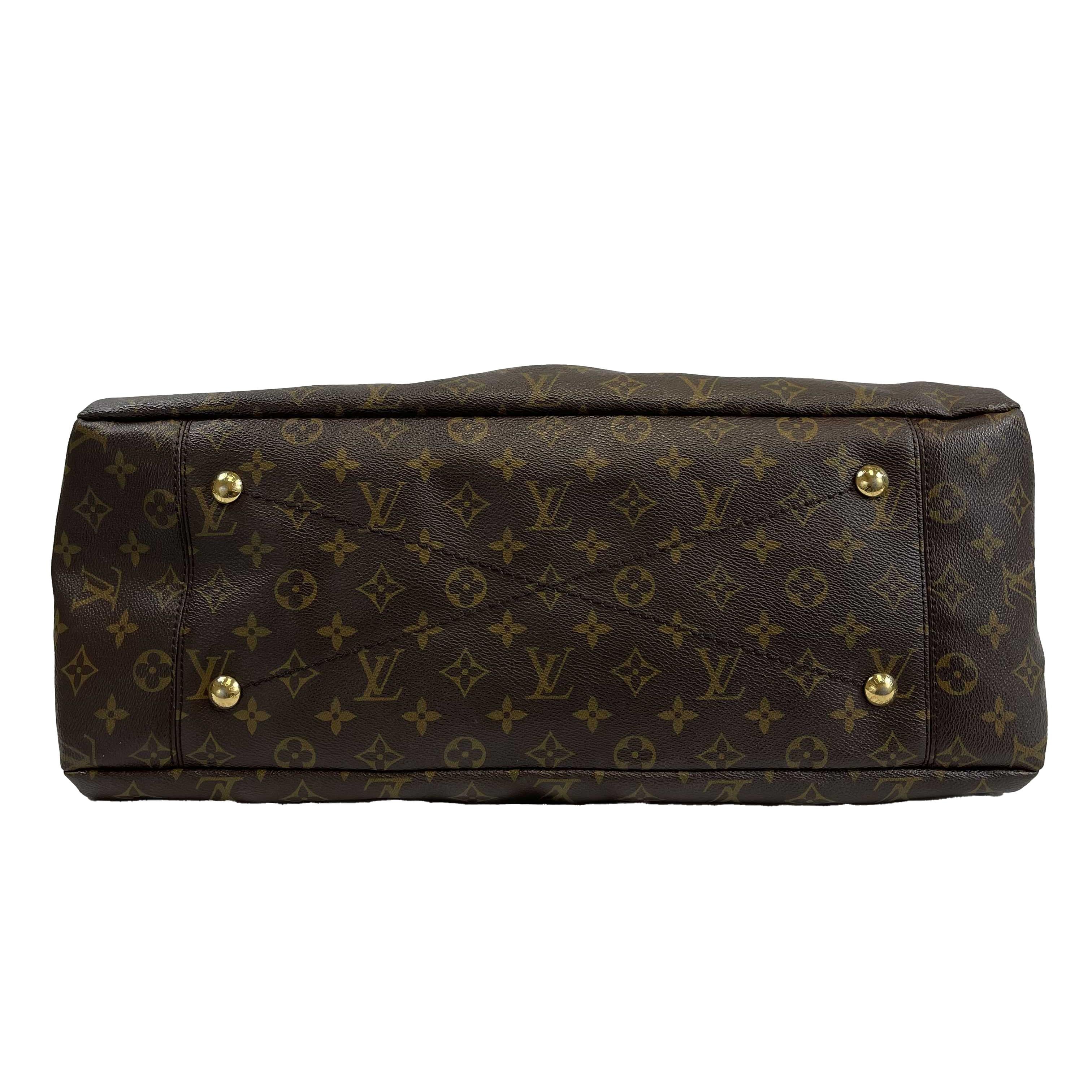 	Louis Vuitton - LV - Artsy GM in Monogram Canvas - Brown - Shoulder Bag For Sale 4