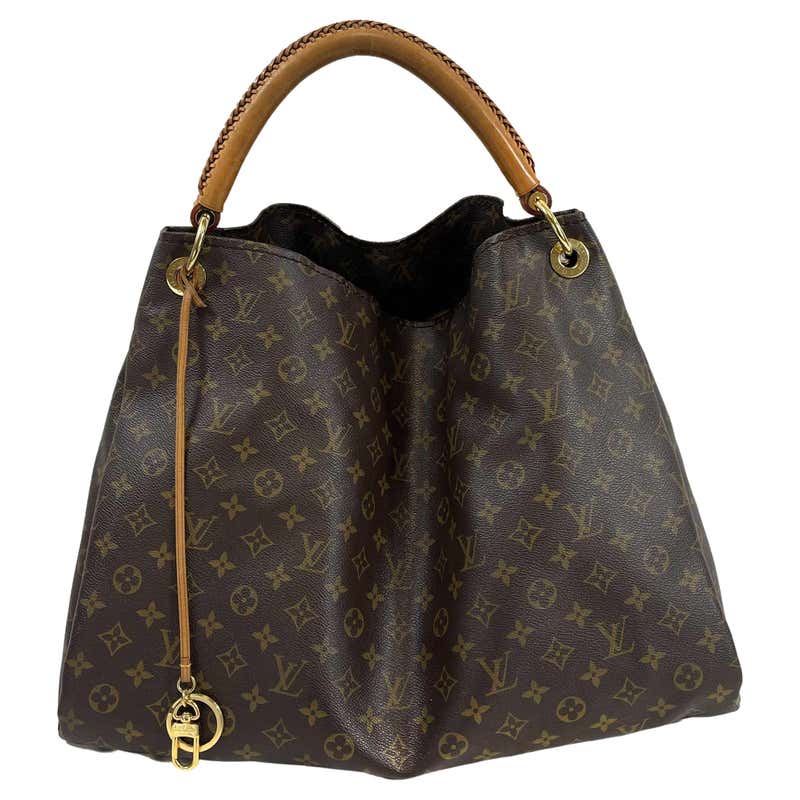 Louis Vuitton Pallas Shopper Bag - Monogram canvas and black at 1stDibs ...