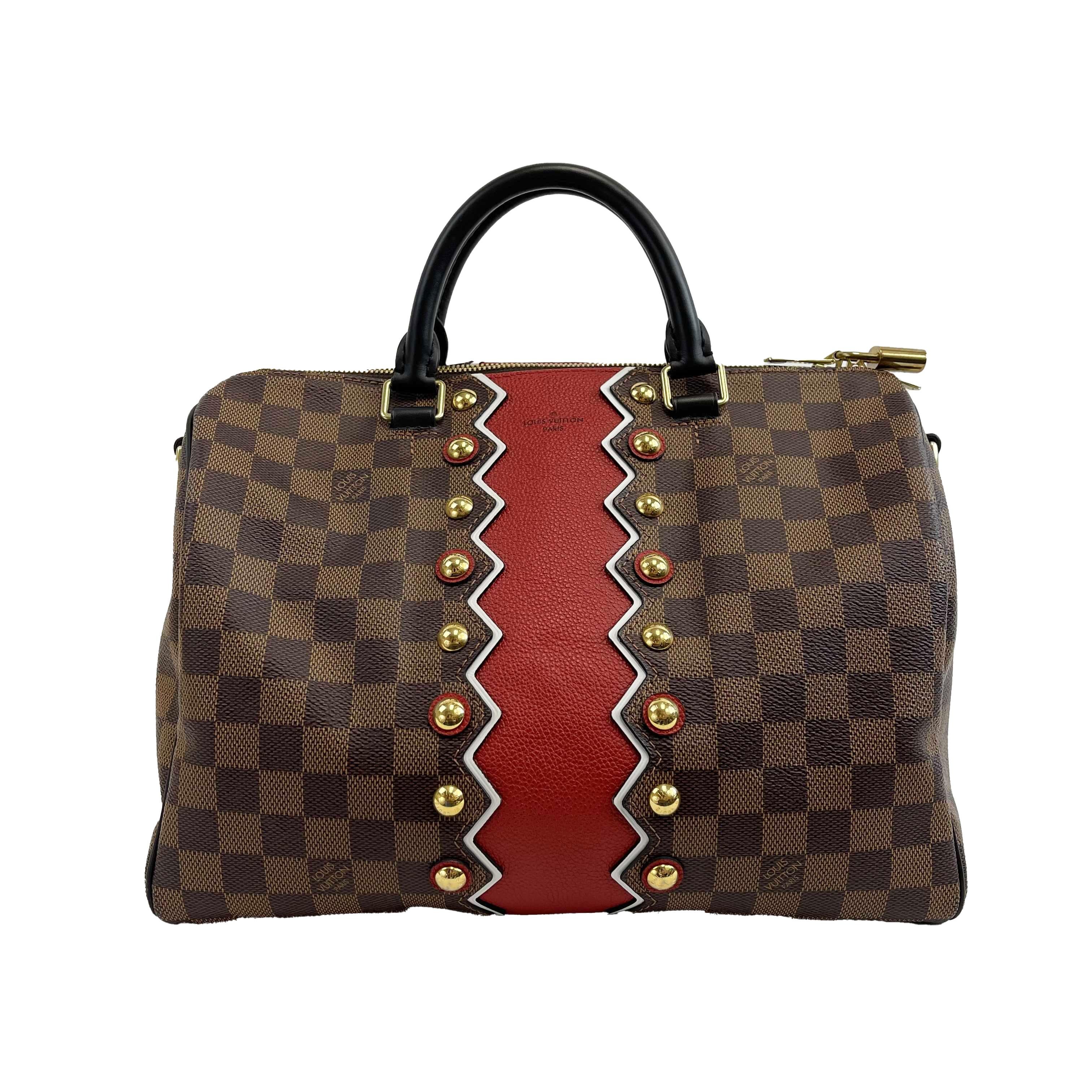 Louis Vuitton - LV Damier Ebene Karakoram Speedy Bandouliere 30 w/ Strap

Description

* Circa 2018
* Damier Ebene coated canvas
* Gold hardware
* Two leather rolled handles
* Red and white leather detail on front and back
* Sixteen gold circles