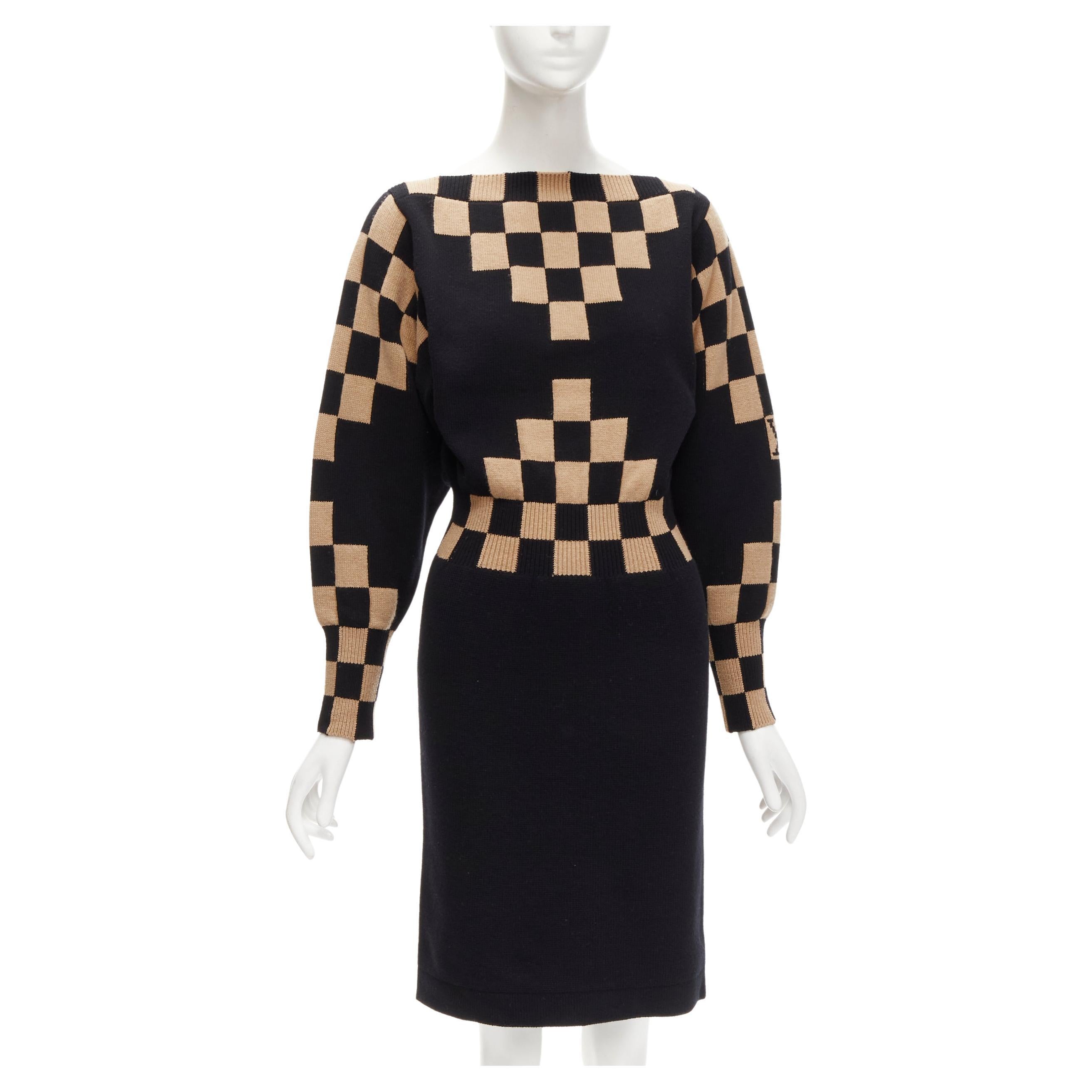 Louis Vuitton - Robe en maille à illusion de pixels en laine et cachemire damier, taille S en vente