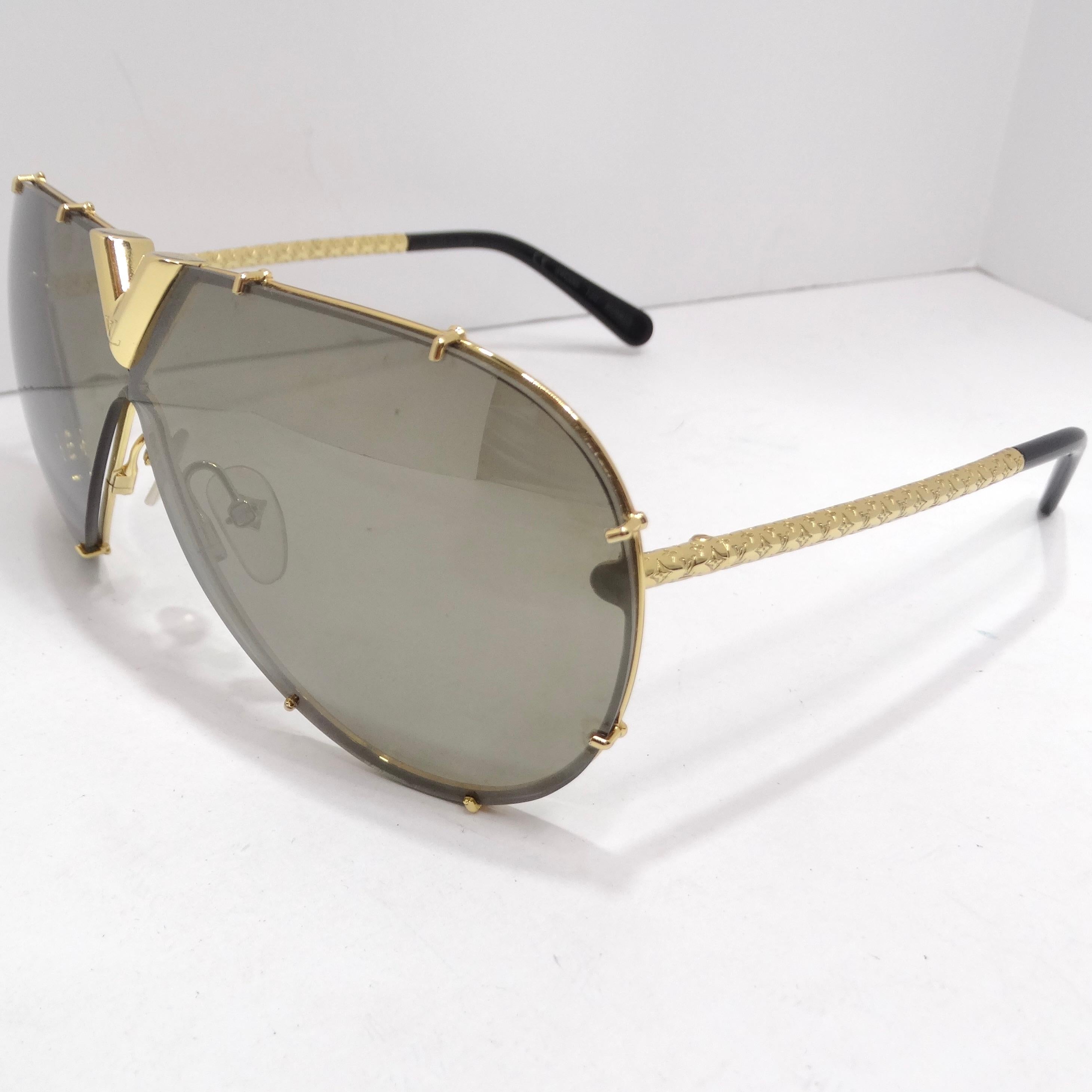 Louis Vuitton LV Drive Sonnenbrille Gold im Angebot 7