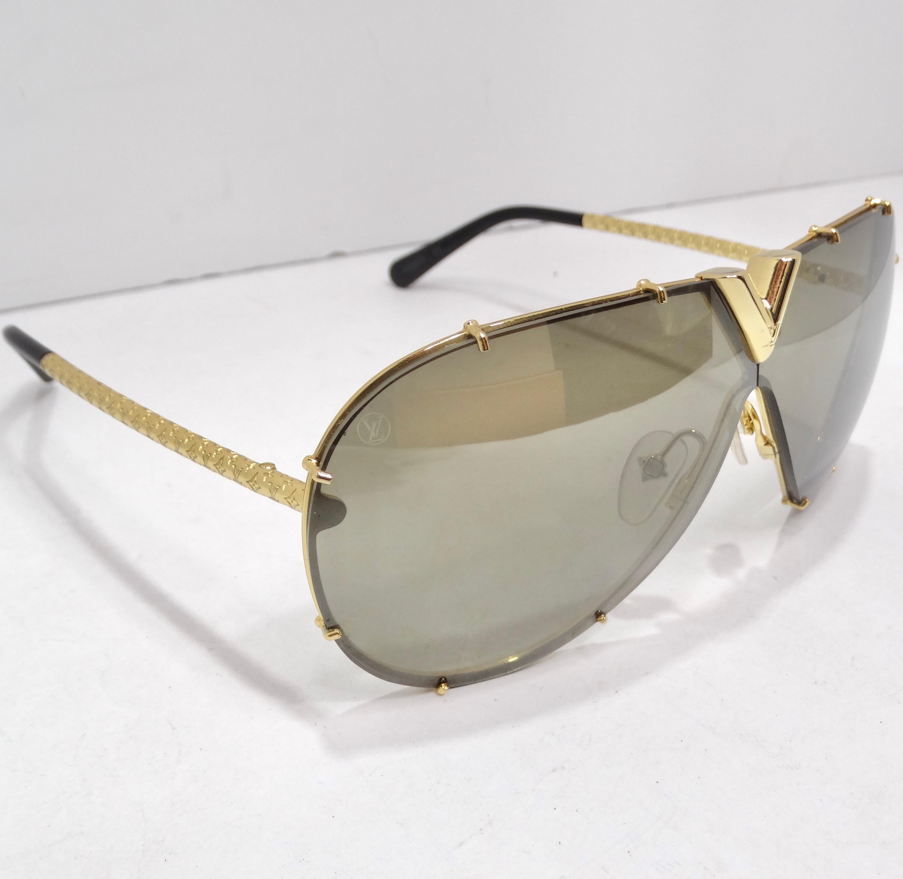 Louis Vuitton LV Drive Sonnenbrille Gold für Damen oder Herren im Angebot