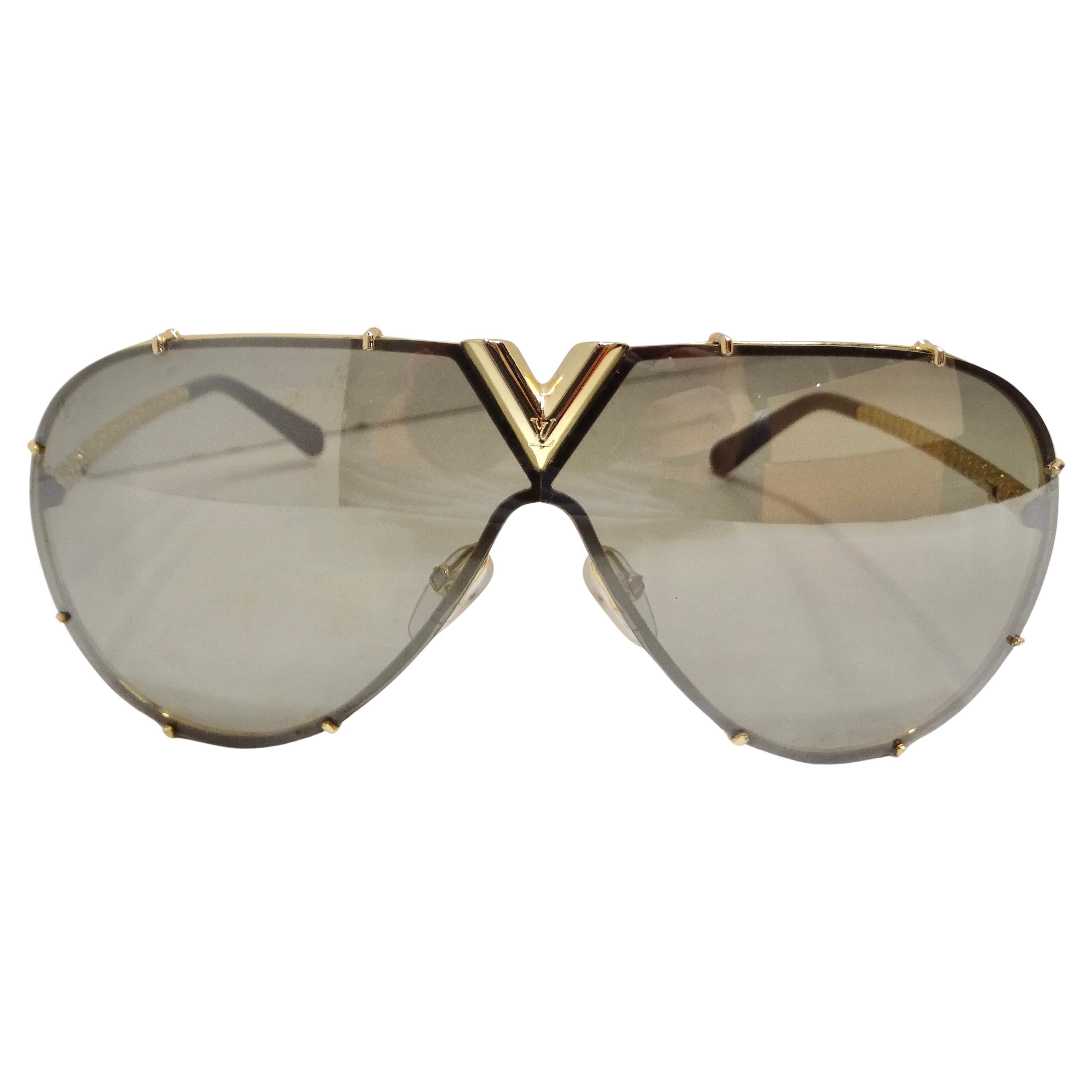 Louis Vuitton LV Drive Sonnenbrille Gold im Angebot