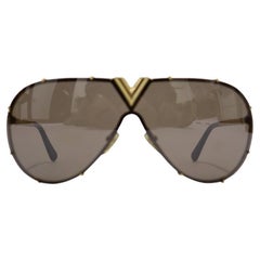 Louis Vuitton LV Drive Sunglasses with Gold Arms
