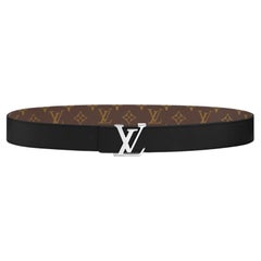 Louis Vuitton LV Initiales 40MM Reversible Size 90