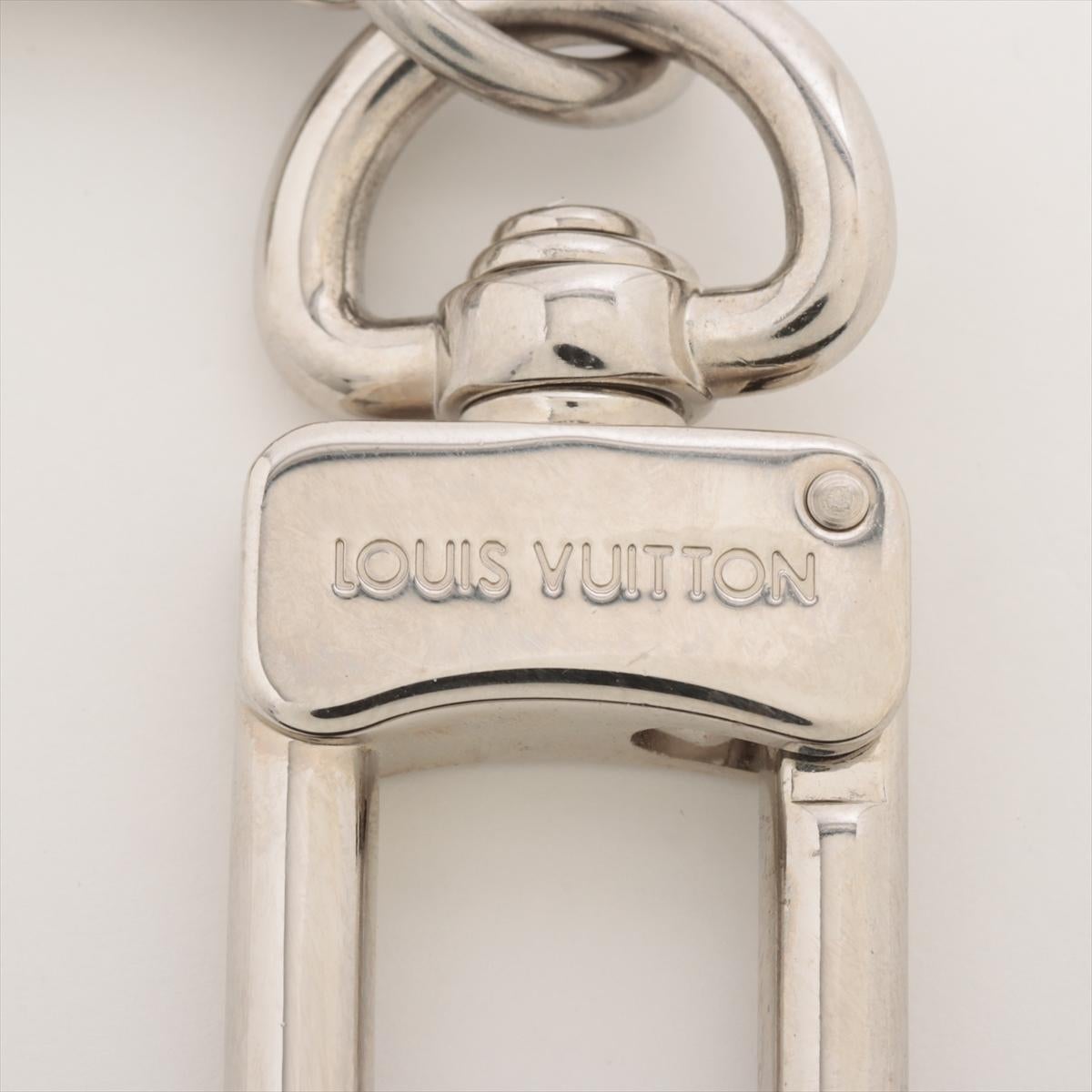 Louis Vuitton LV Initials Bag Charm In Good Condition For Sale In Humacao, PR