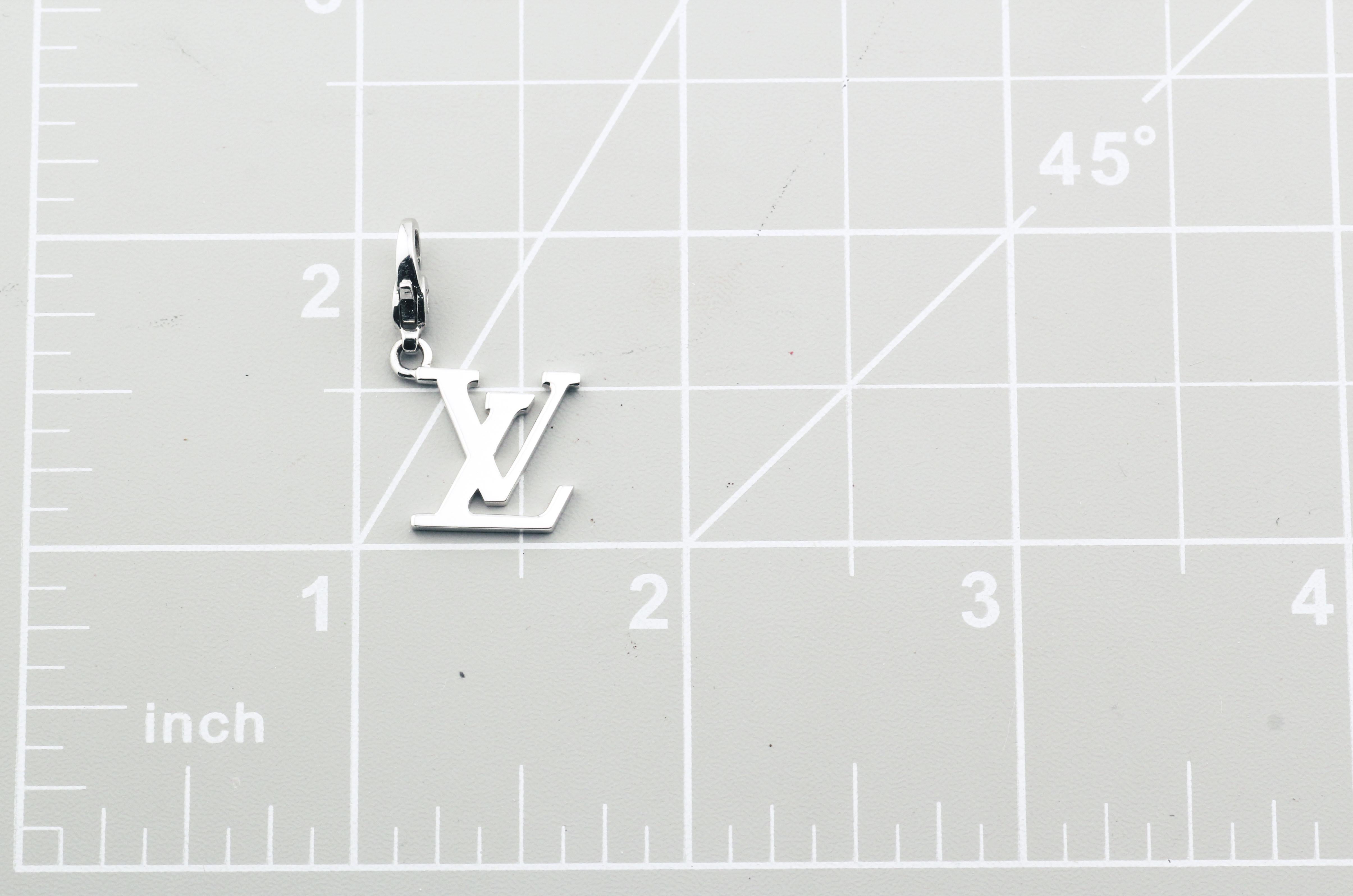 Louis Vuitton LV Logo 18k White Gold Charm Pendant For Sale 2
