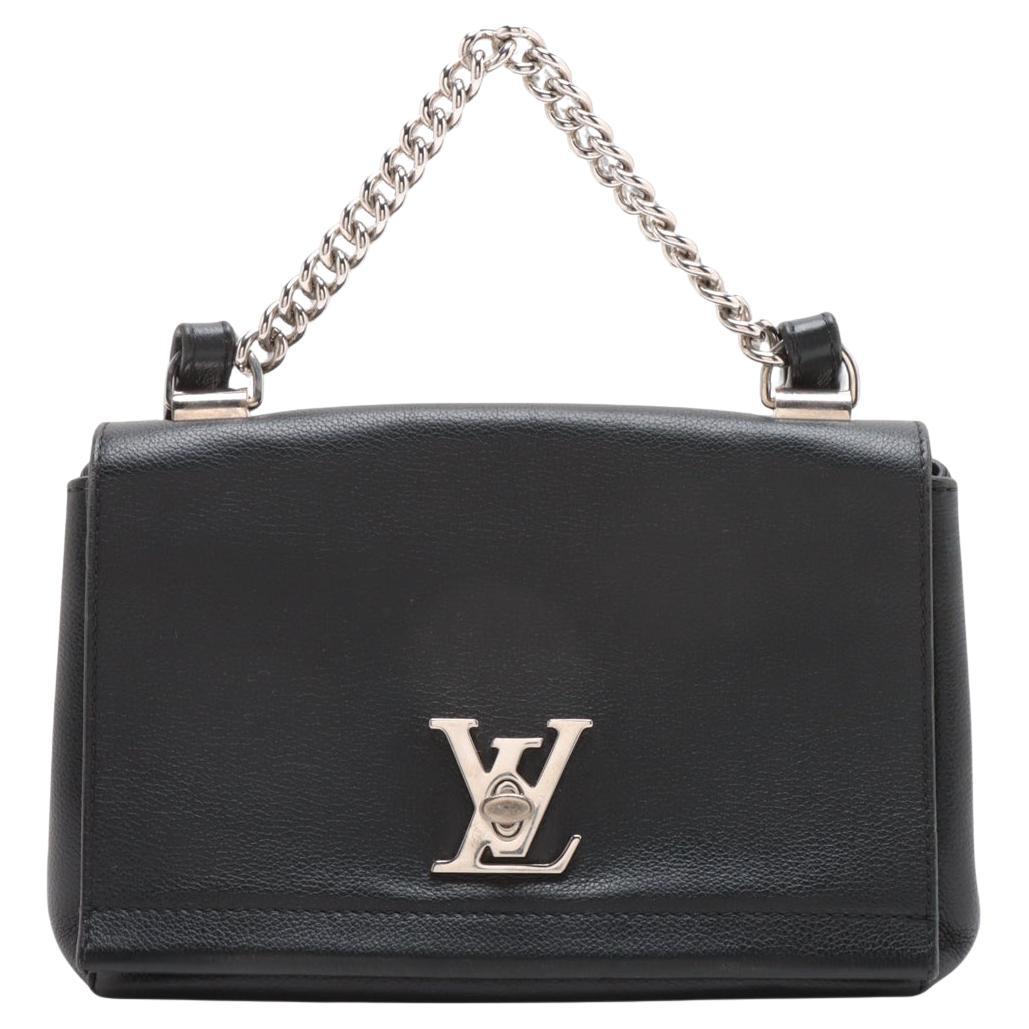 Louis Vuitton LV Logo Lockme II BB Sac à bandoulière Noir en vente