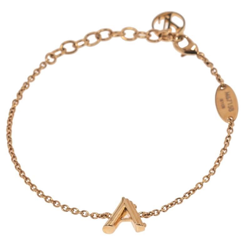 Louis Vuitton LV & Me Letter 'L' Bracelet - Gold-Tone Metal Link