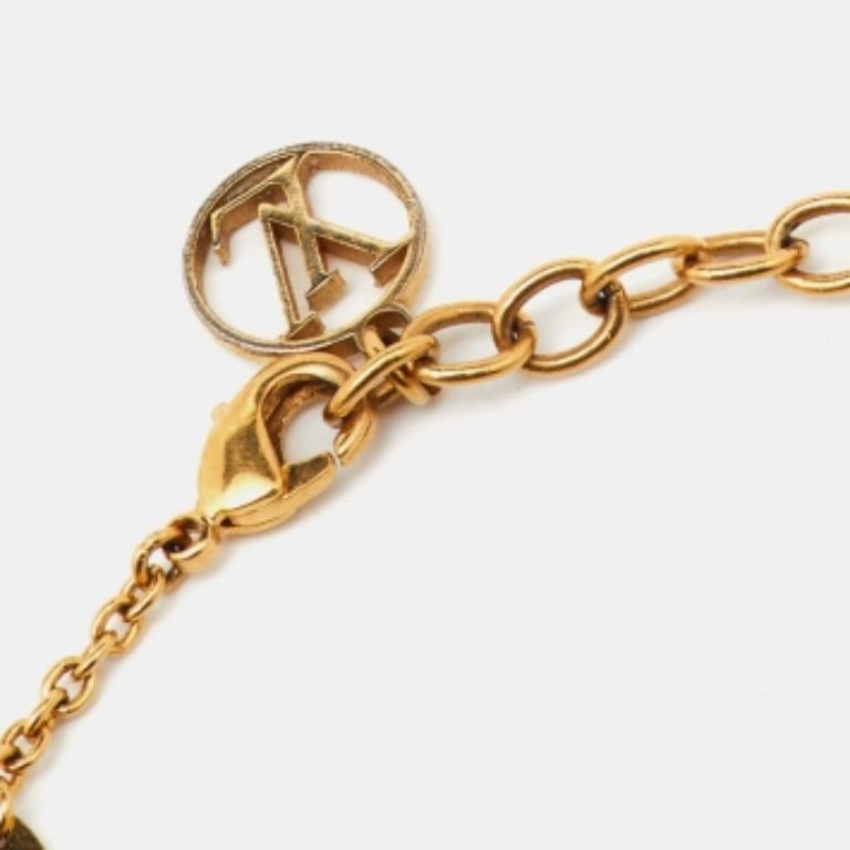 Bracciale Louis Vuitton LV & Me Lettera V in tonalità oro in vendita 1