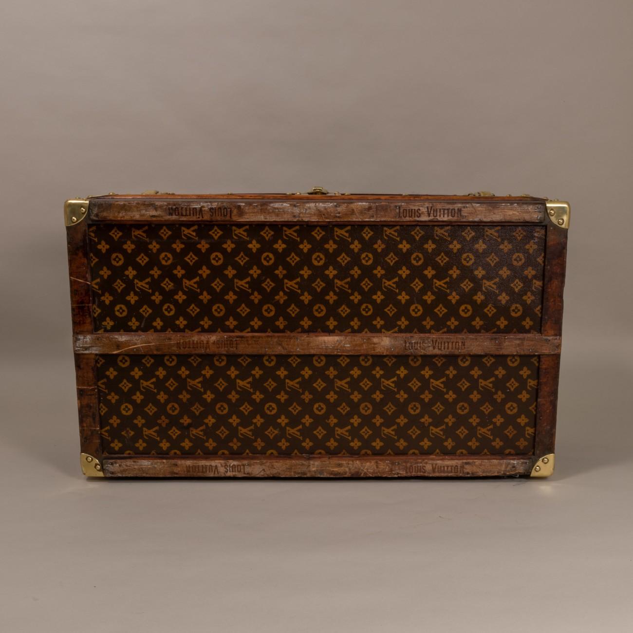 Louis Vuitton LV Monogram Aero Trunk:: um 1915 5