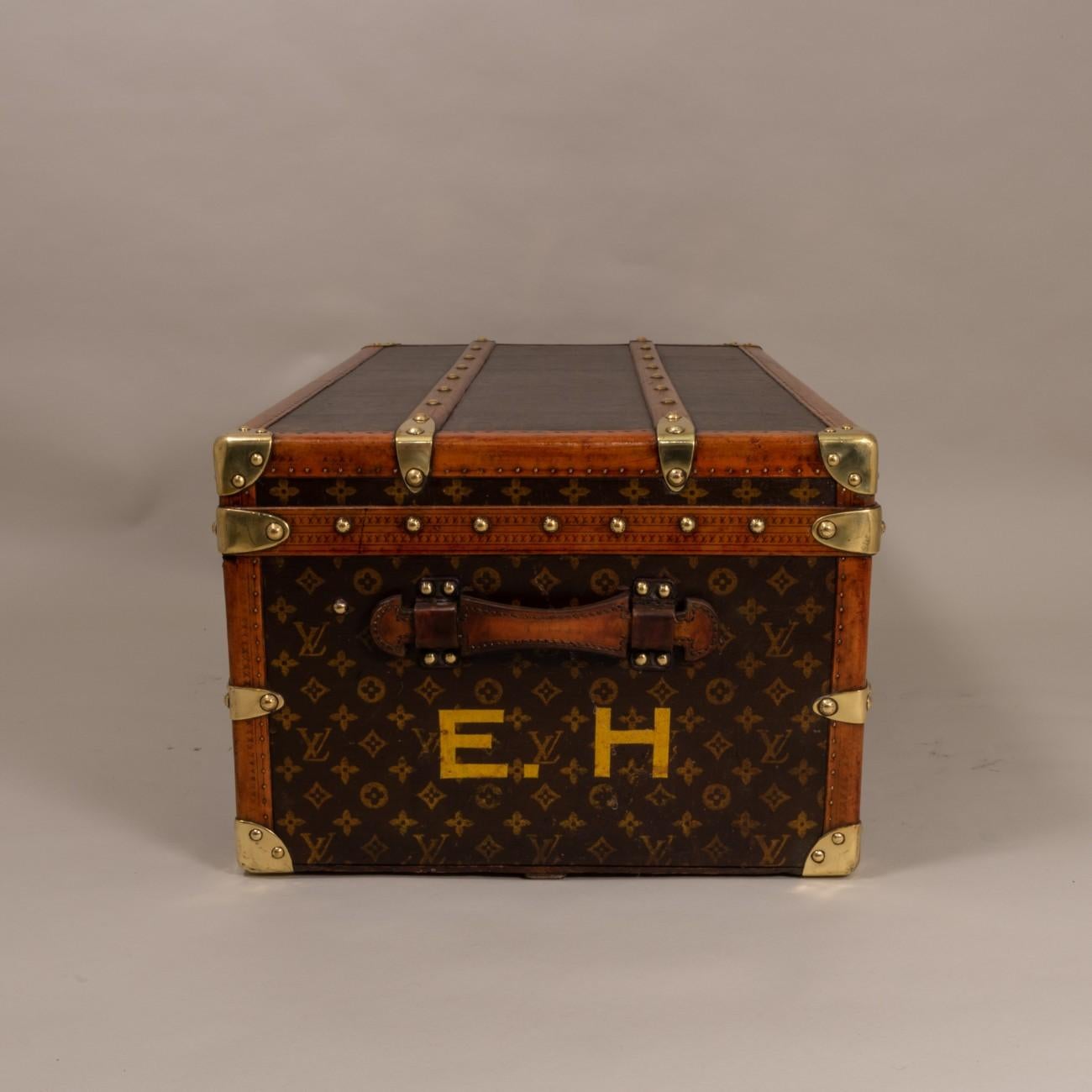 louis vuitton chest