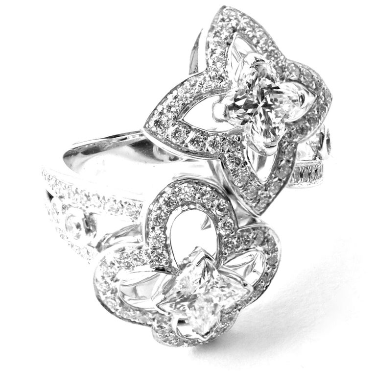 Louis Vuitton LV Monogram Fusion Diamond White Gold Ring For Sale at ...