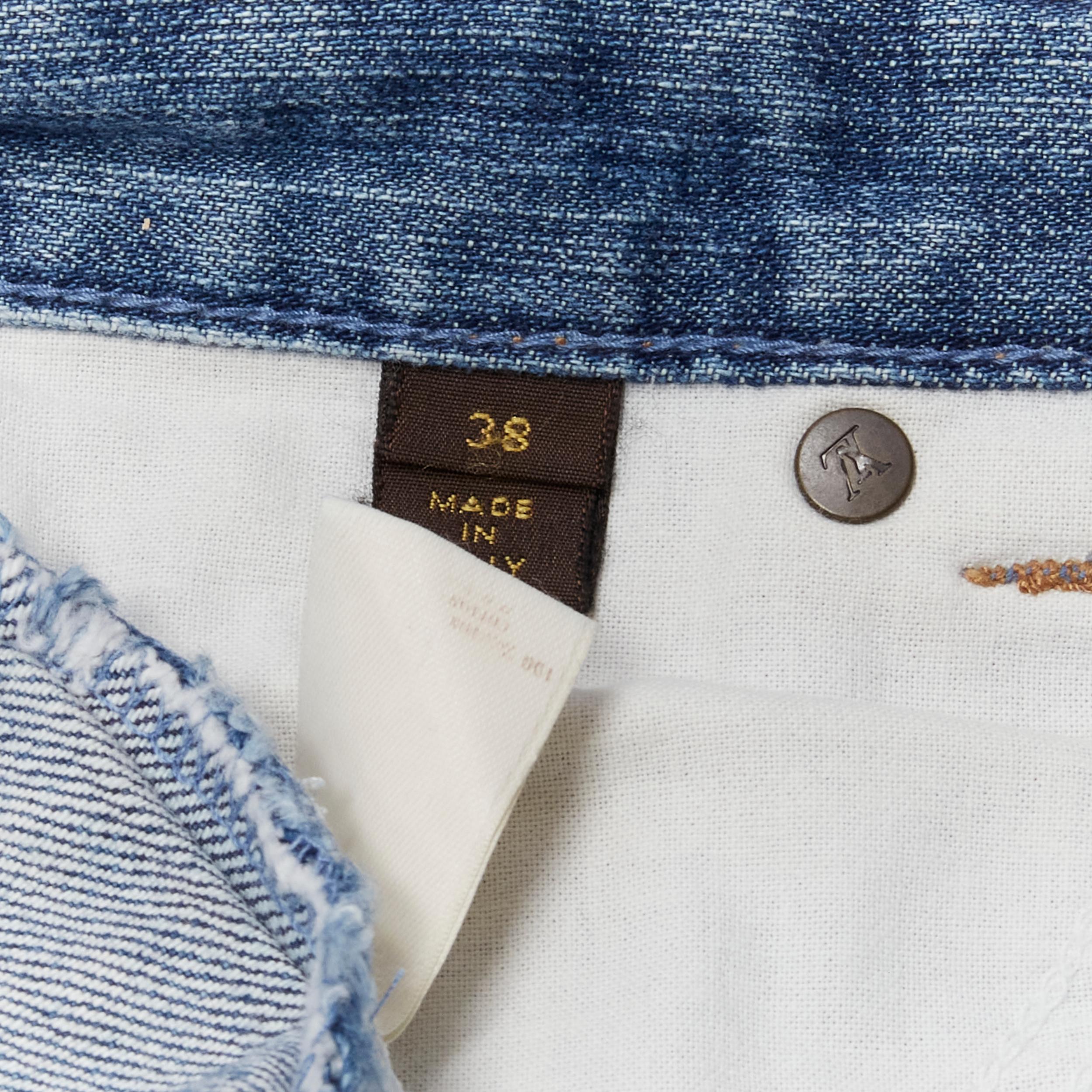 Louis Vuitton - jean court lavé à la chaux avec poche avec logo monogramme LV, taille 38 en vente 5