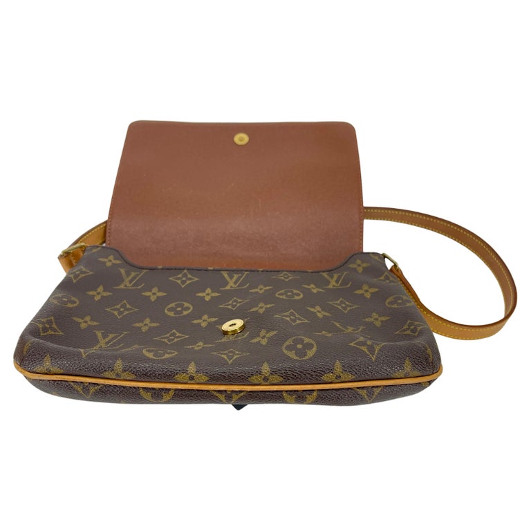 Louis Vuitton LV Monogram Musette Tango handbag For Sale at 1stDibs