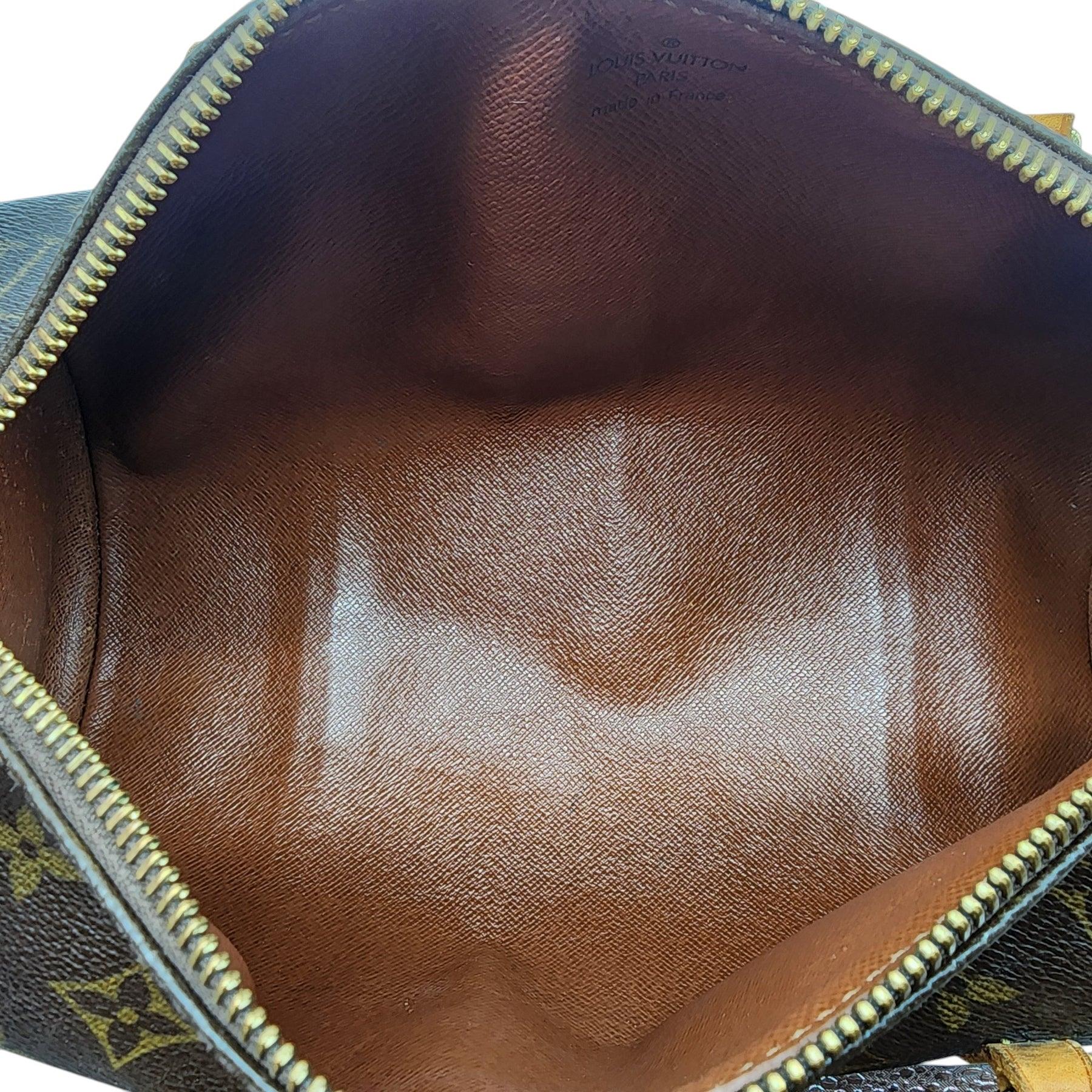 Louis Vuitton LV Monogram Papillon 26 Shoulder Bag - Coated Canvas - Brown For Sale 8
