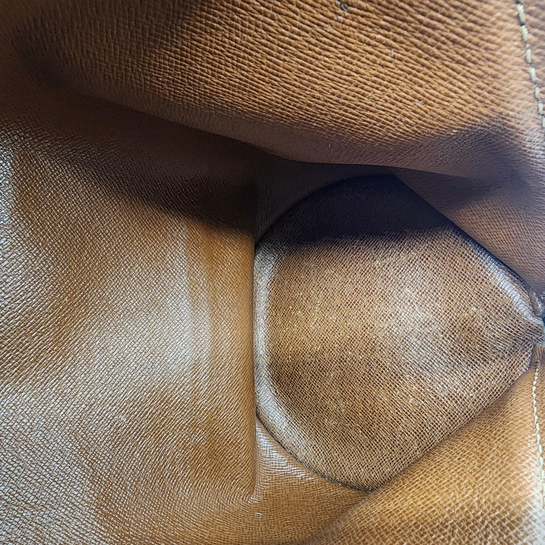 Louis Vuitton LV Monogram Papillon 26 Shoulder Bag - Coated Canvas - Brown For Sale 10