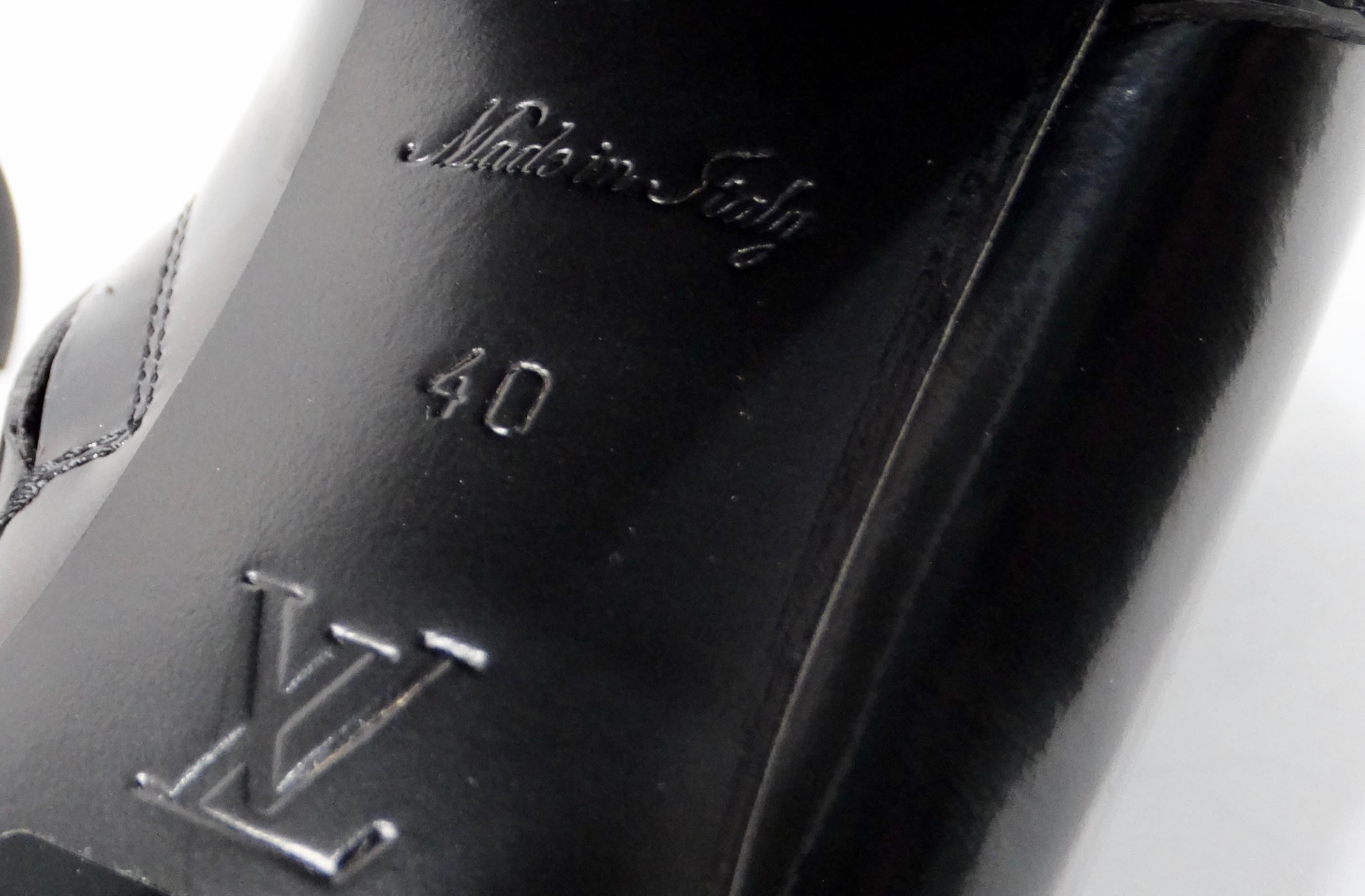 Louis Vuitton LV Monogram Patent Leather Lace-Up Ankle Combat Boots For Sale 4