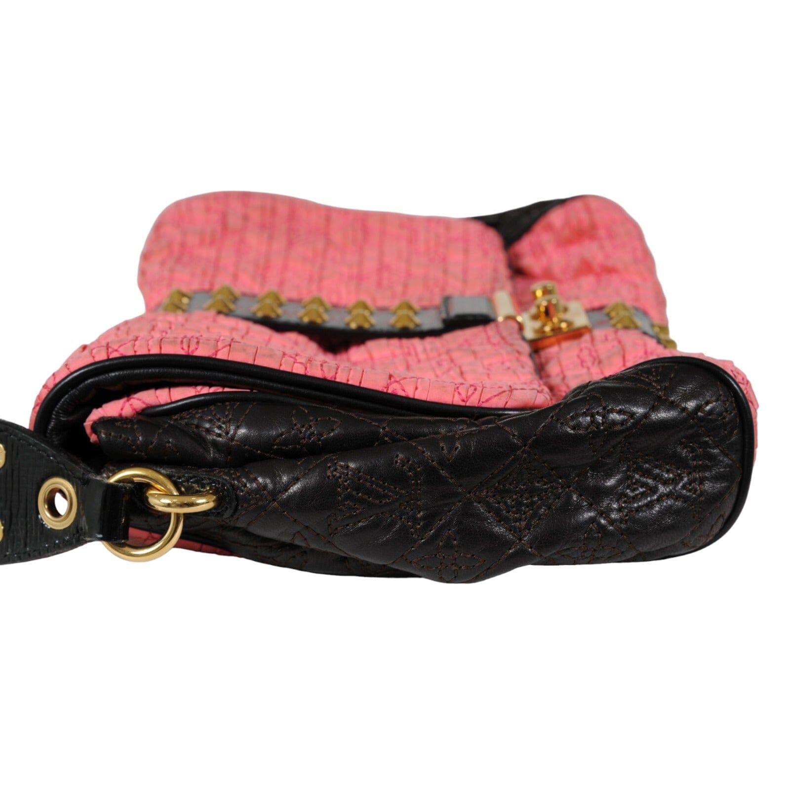 Louis Vuitton Monogram Rosa Deriva Pouch Raso Trapuntato Coquette Pochette in vendita 6