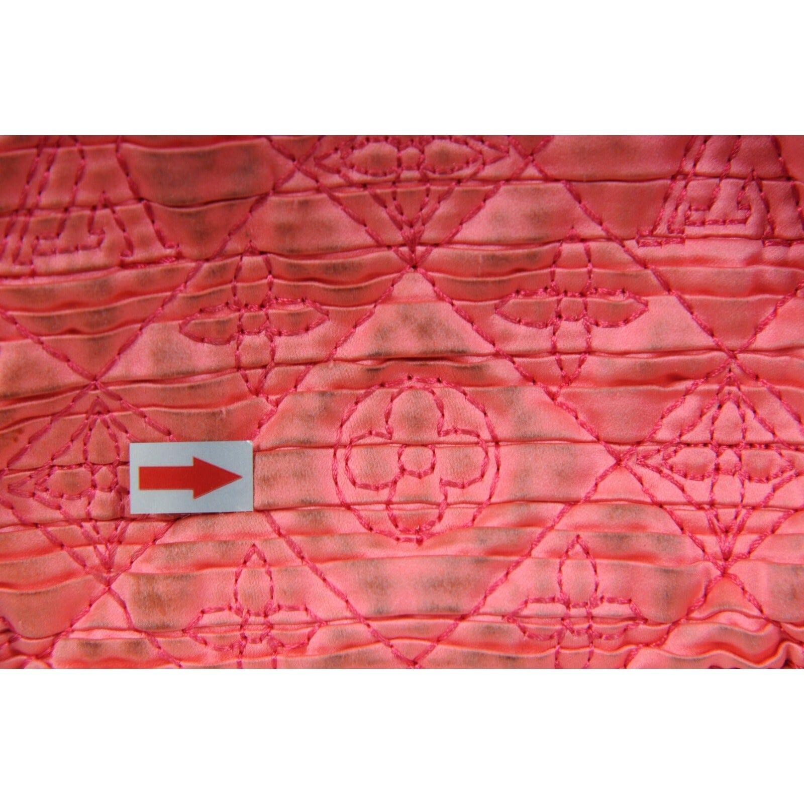 Louis Vuitton Monogram Rosa Deriva Pouch Raso Trapuntato Coquette Pochette in vendita 2