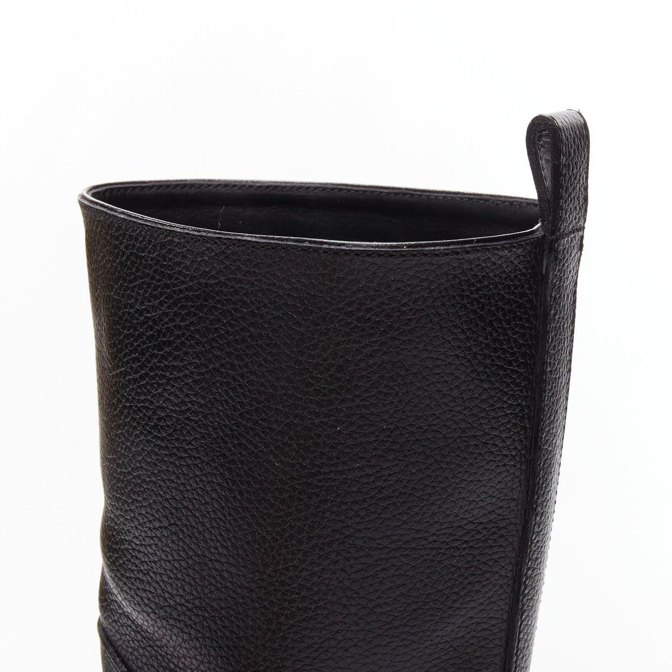 LOUIS VUITTON - Monogramme LV - Bottines motardes EU37 en vente 3