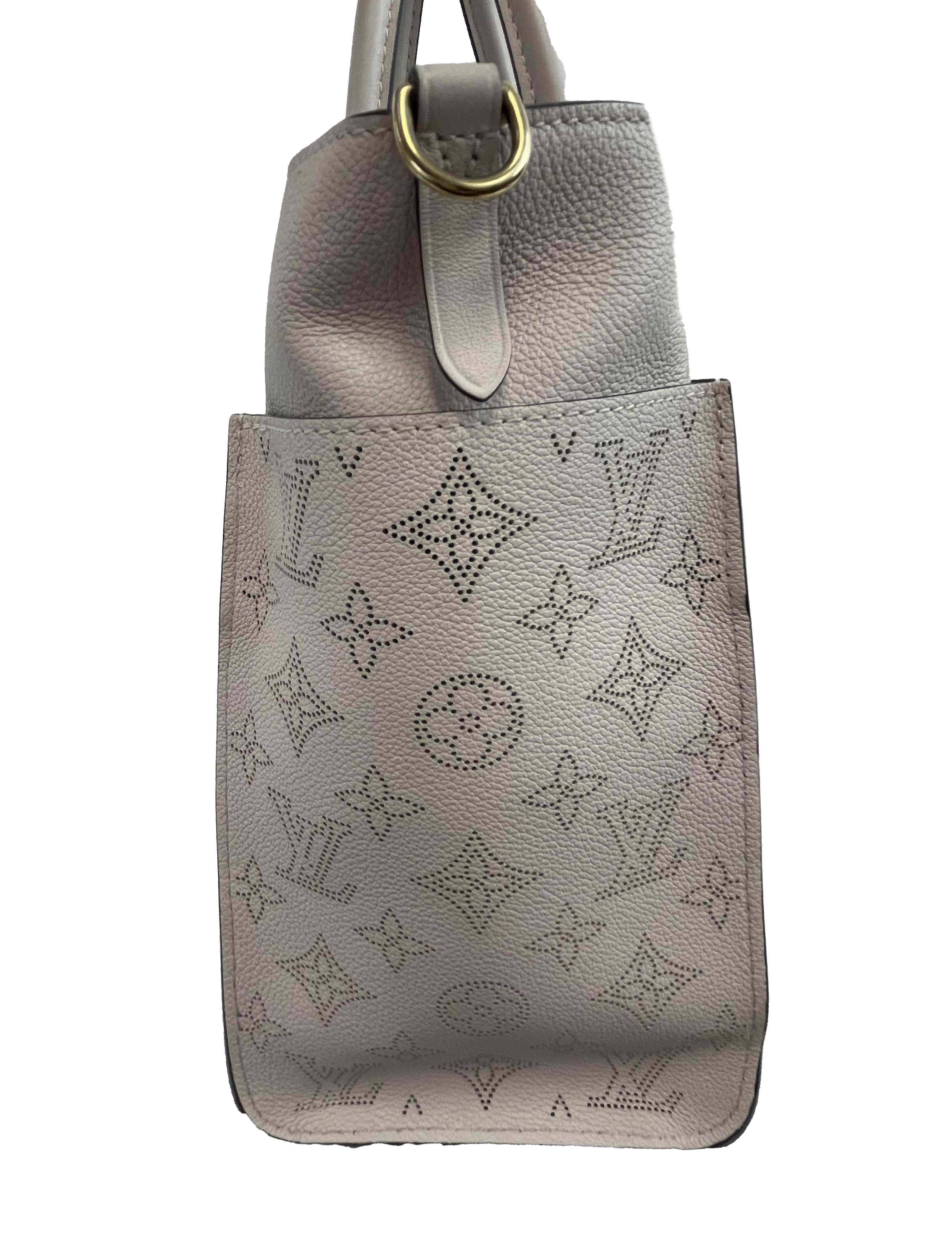 Louis Vuitton - LV On My Side MM Beige Leather Top Handle w/ Shoulder Strap 3