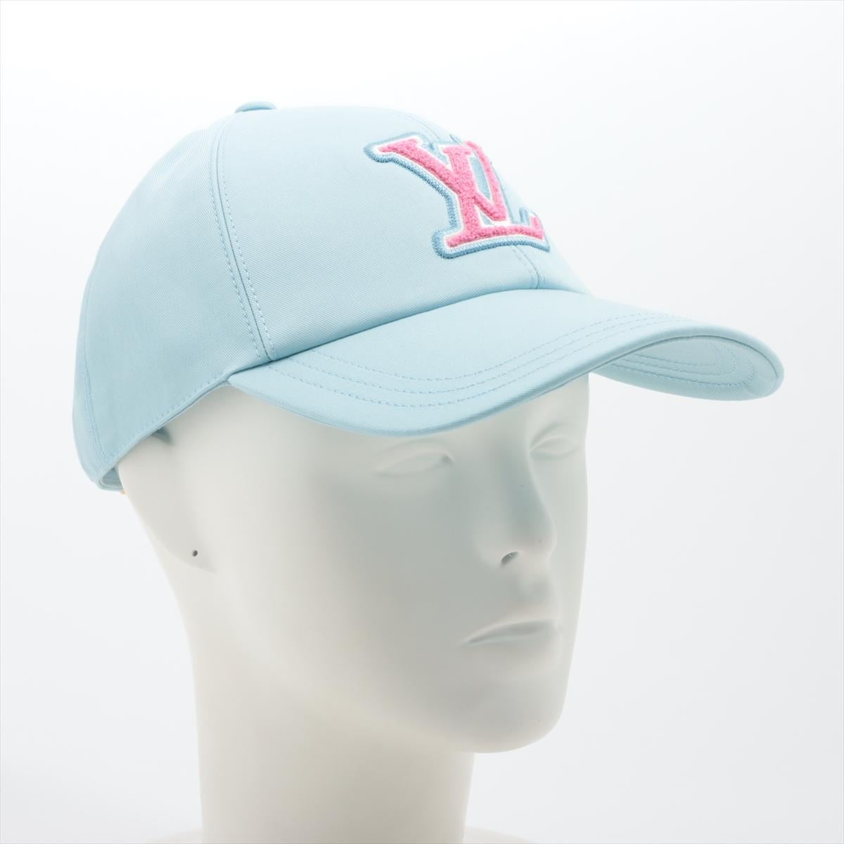 Louis Vuitton LV Signature Cap Sky Blue In Good Condition For Sale In Indianapolis, IN
