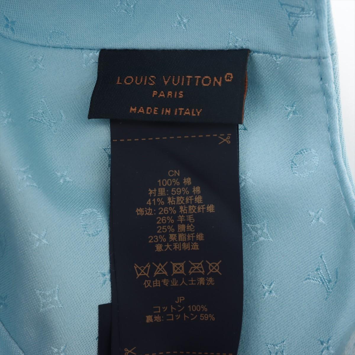 Louis Vuitton LV Signature Cap Bleu ciel en vente 2