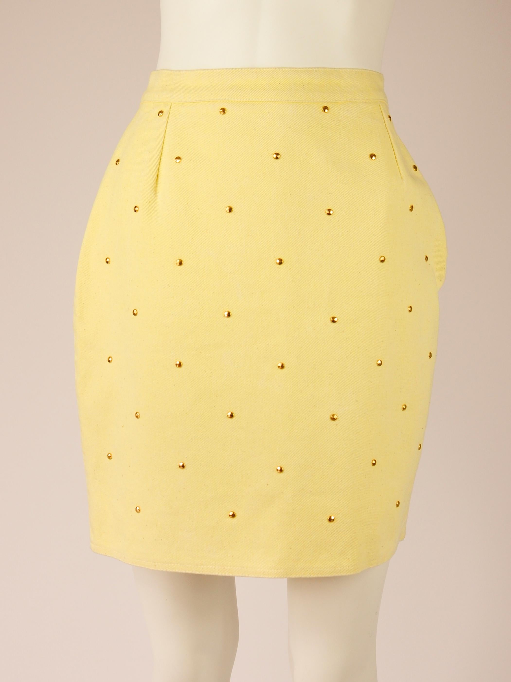 Louis Vuitton LV Sportswear Denim Studded Mini Skirt Yellow 1980s In Fair Condition For Sale In AMSTERDAM, NL