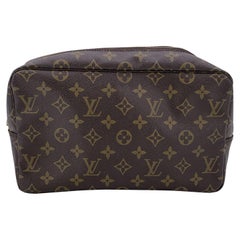 Louis Vuitton LV Vintage Monogram Trousse de Toilette 28 Cosmetic Bag