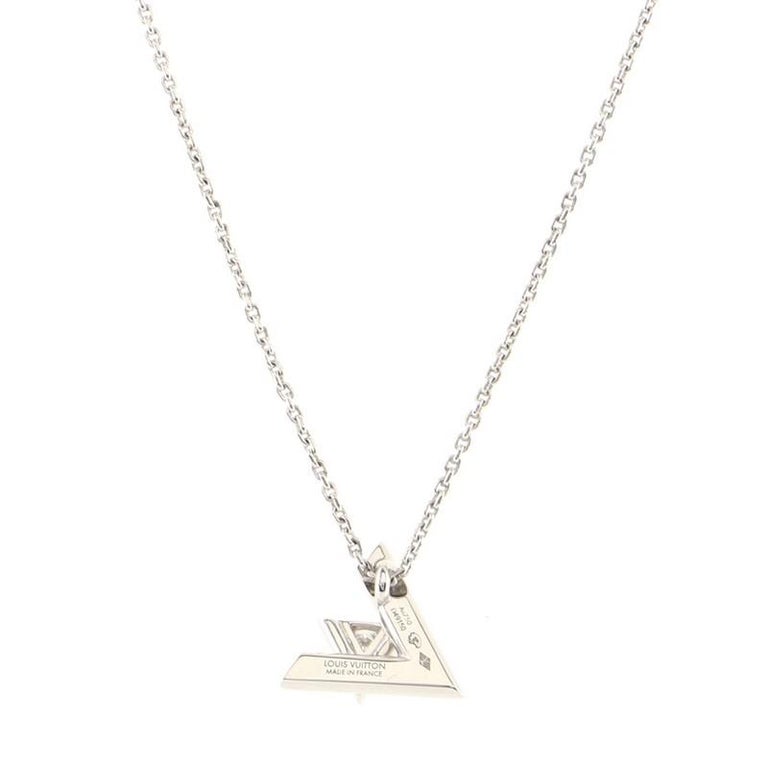 LV Louis Vuitton Volt One Small Pendant Necklaces, White Gold and
