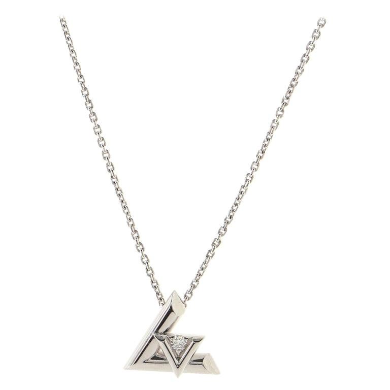 Louis Vuitton LV Volt Pendant Necklace 18K White Gold with Diamond