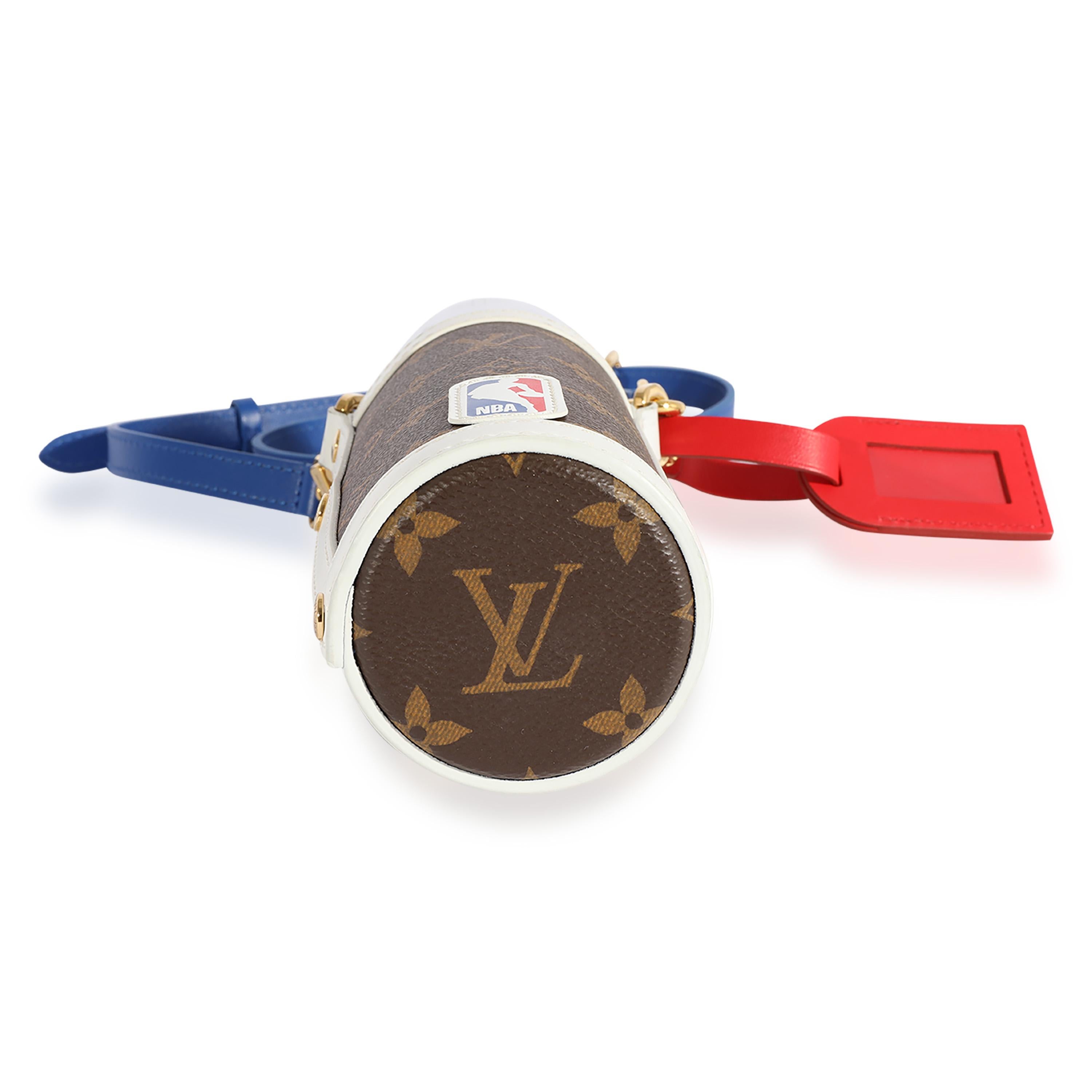 Louis Vuitton LV x NBA Flask Holder Crossbody In Excellent Condition For Sale In New York, NY