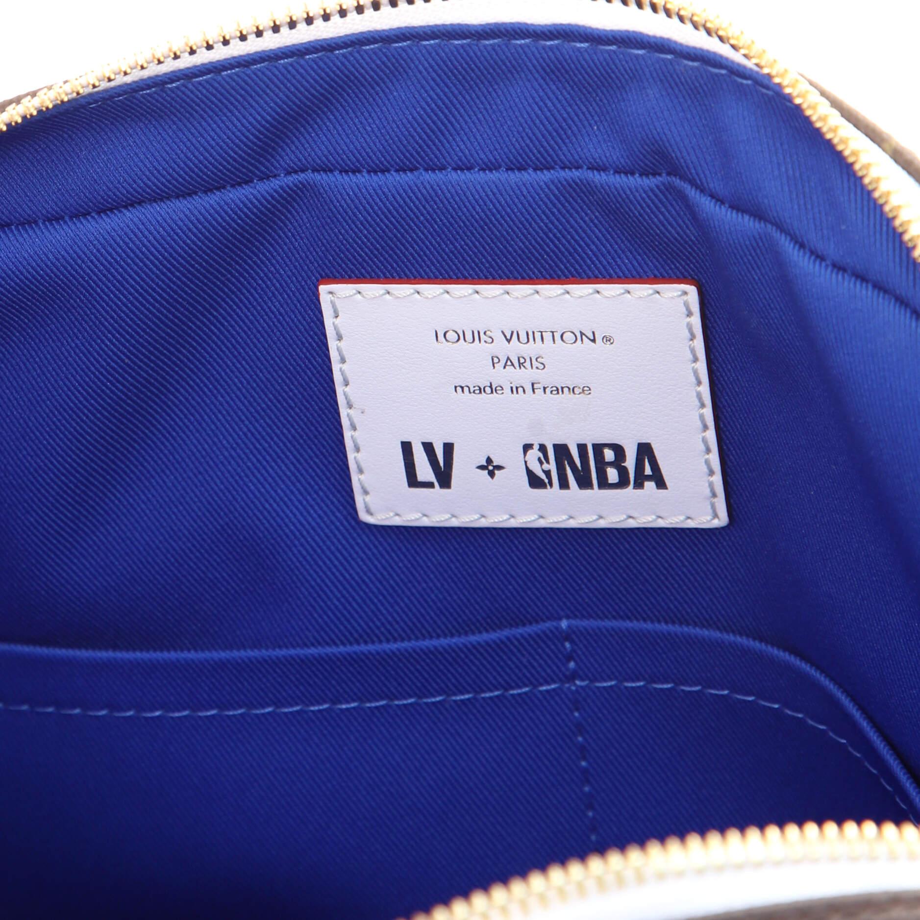 LV x NBA Nil Messenger Bag von Louis Vuitton aus Segeltuch mit Monogramm 2