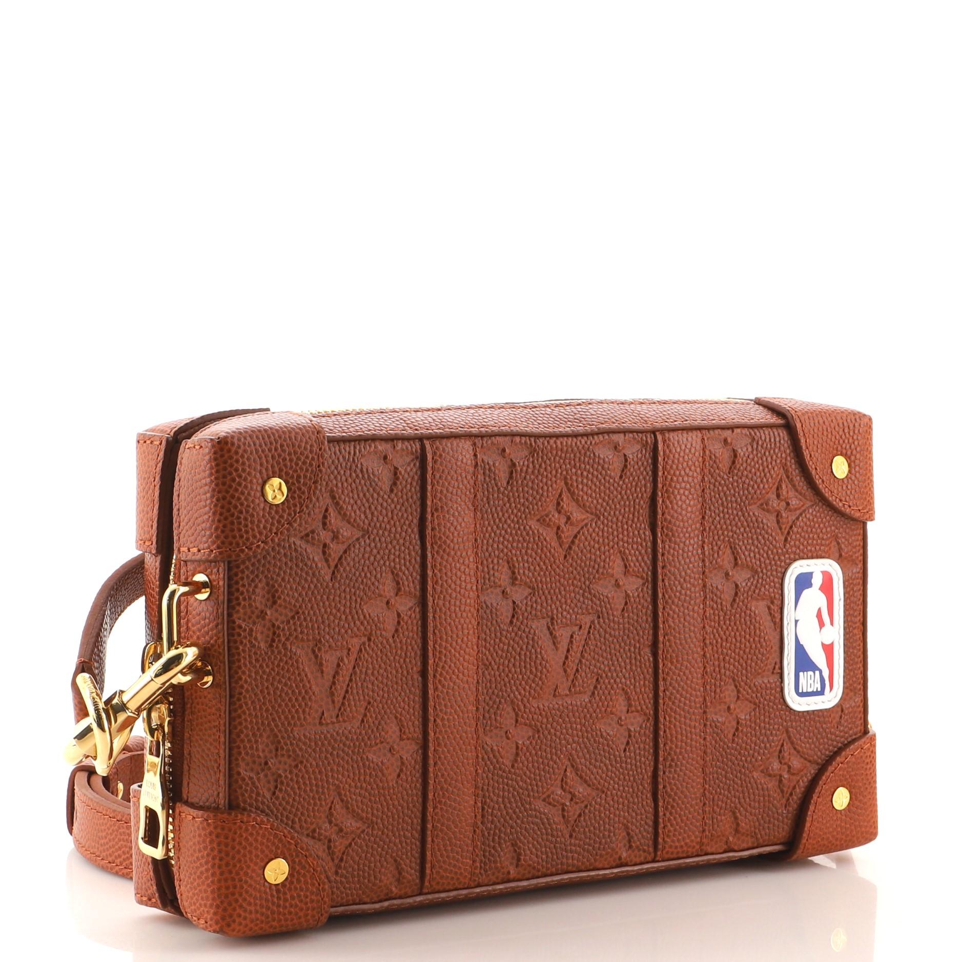 Louis Vuitton LV x NBA Soft Trunk Wearable Wallet Monogram Embossed Leather In Good Condition In NY, NY