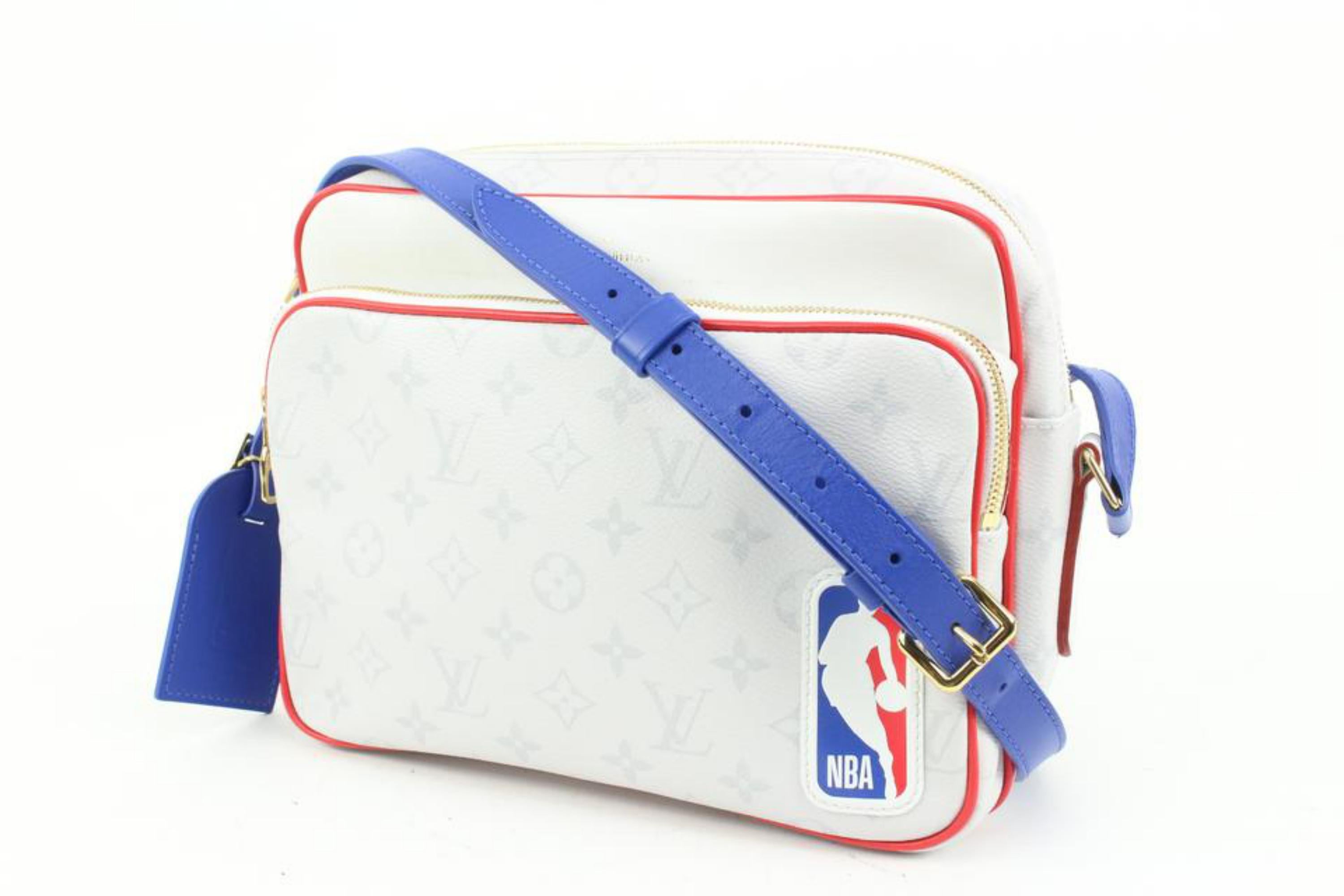 Louis Vuitton LV x NBA White Monogram Antartica Nile Messenger Bag 93lz425s For Sale 6